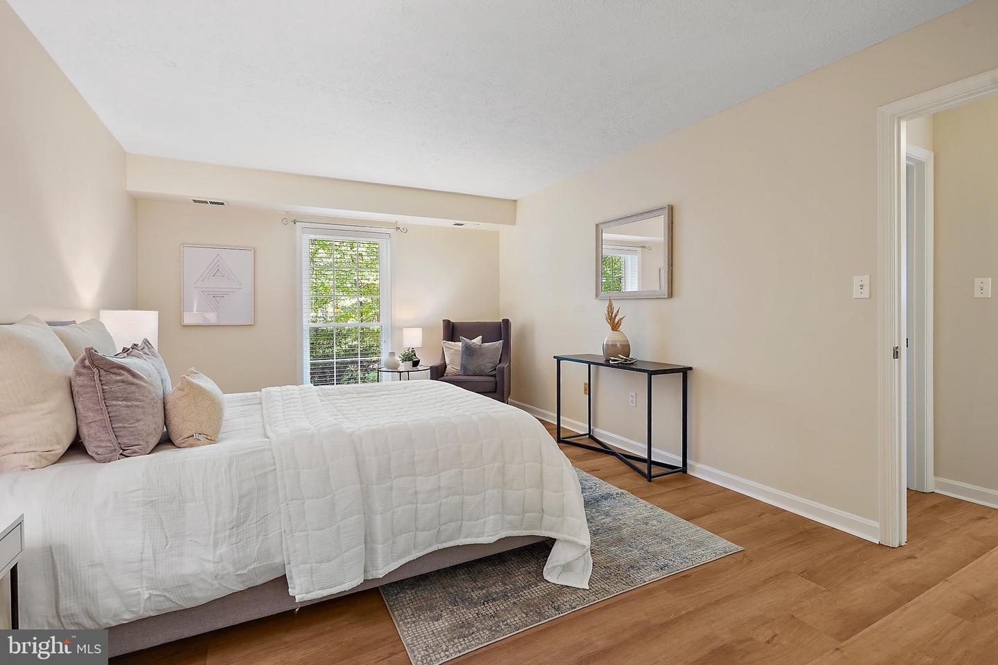 7772 WILLOW POINT DR #7772, FALLS CHURCH, Virginia 22042, 2 Bedrooms Bedrooms, 10 Rooms Rooms,2 BathroomsBathrooms,Residential,For sale,7772 WILLOW POINT DR #7772,VAFX2275298 MLS # VAFX2275298