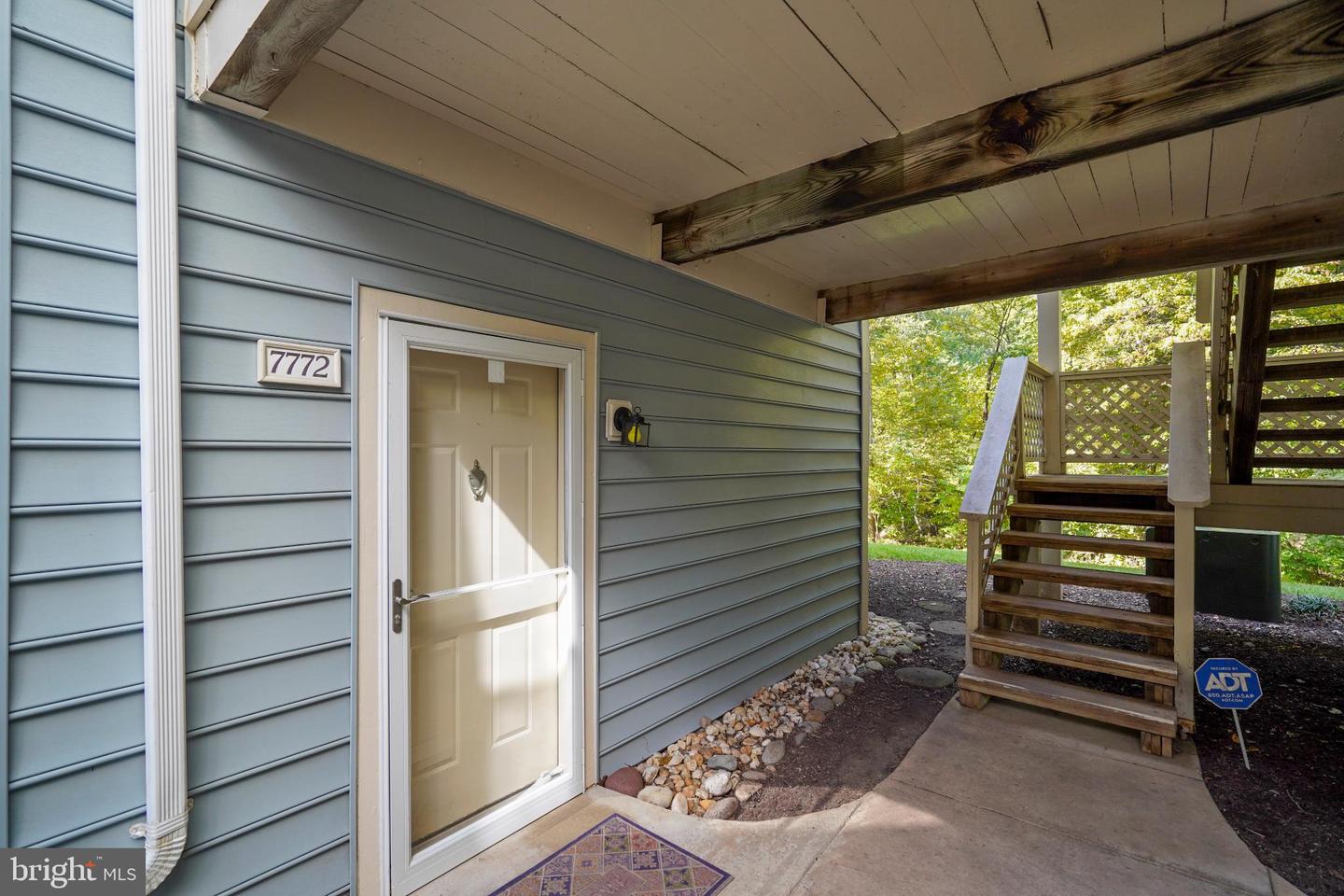 7772 WILLOW POINT DR #7772, FALLS CHURCH, Virginia 22042, 2 Bedrooms Bedrooms, 10 Rooms Rooms,2 BathroomsBathrooms,Residential,For sale,7772 WILLOW POINT DR #7772,VAFX2275298 MLS # VAFX2275298