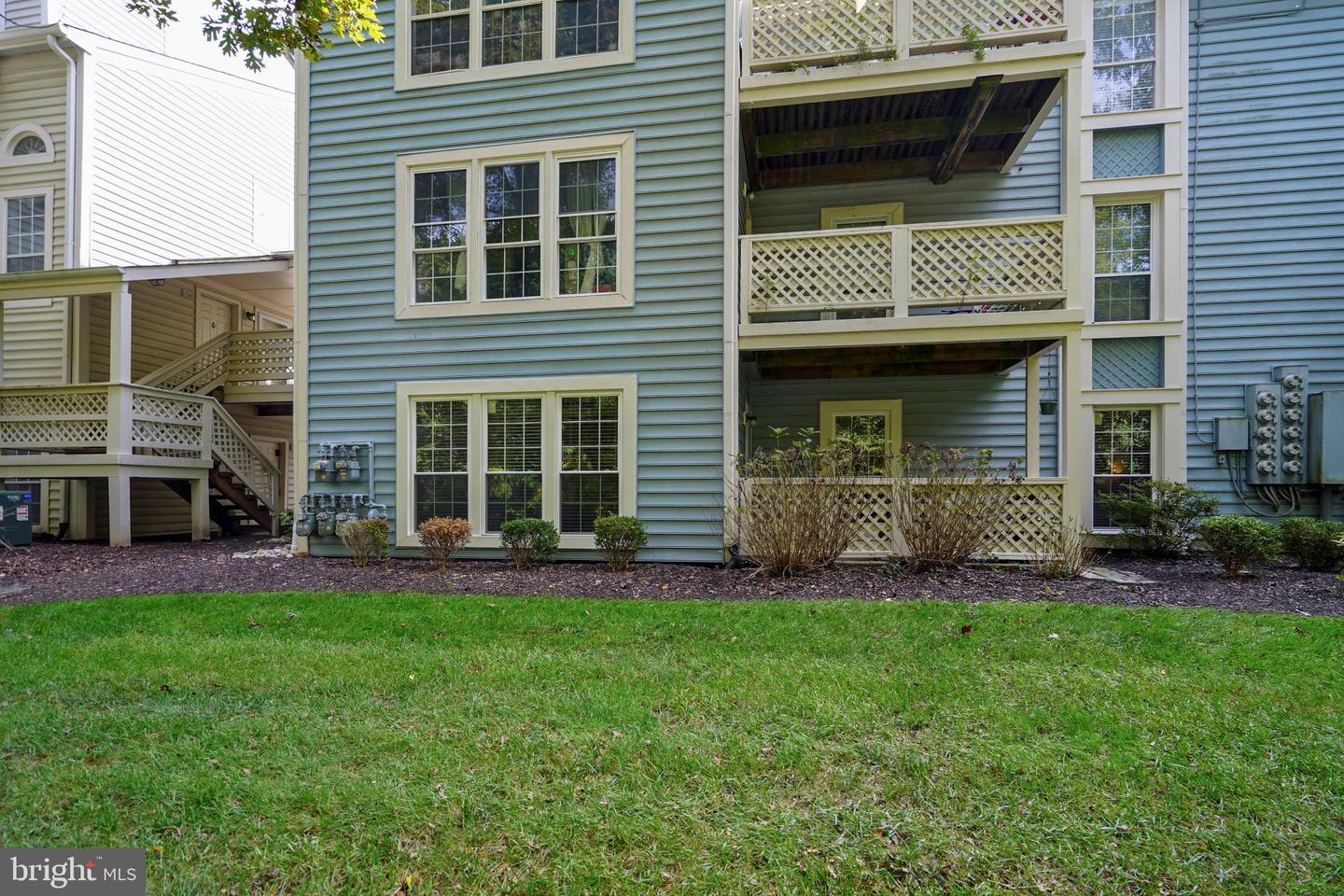 7772 WILLOW POINT DR #7772, FALLS CHURCH, Virginia 22042, 2 Bedrooms Bedrooms, 10 Rooms Rooms,2 BathroomsBathrooms,Residential,For sale,7772 WILLOW POINT DR #7772,VAFX2275298 MLS # VAFX2275298