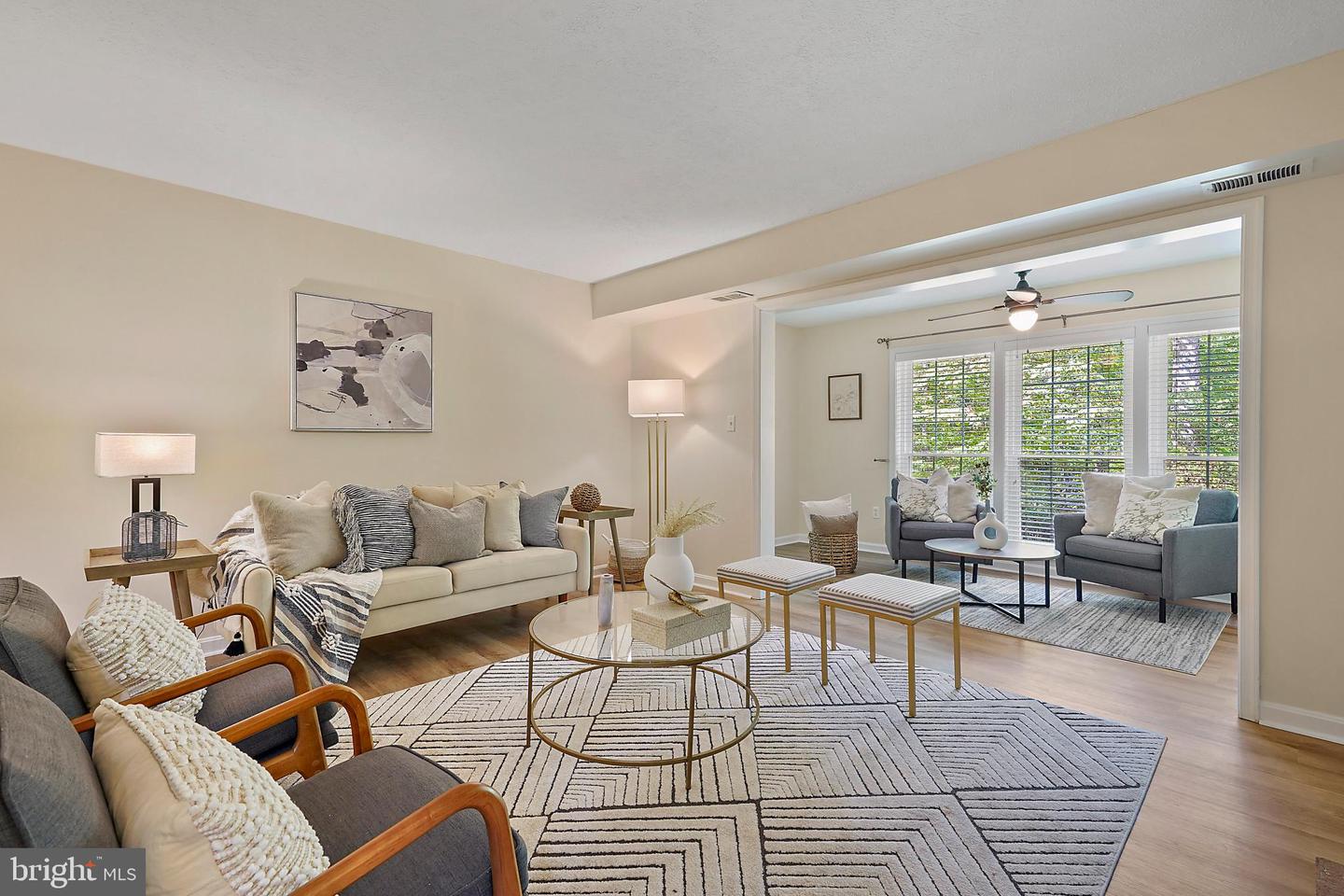 7772 WILLOW POINT DR #7772, FALLS CHURCH, Virginia 22042, 2 Bedrooms Bedrooms, 10 Rooms Rooms,2 BathroomsBathrooms,Residential,For sale,7772 WILLOW POINT DR #7772,VAFX2275298 MLS # VAFX2275298