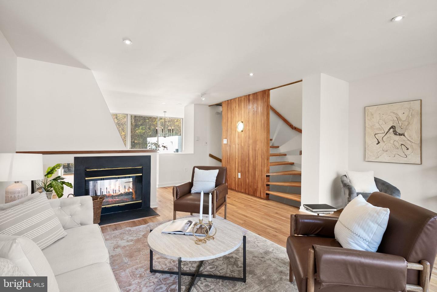 11577 MAPLE RIDGE RD, RESTON, Virginia 20190, 3 Bedrooms Bedrooms, ,2 BathroomsBathrooms,Residential,For sale,11577 MAPLE RIDGE RD,VAFX2275676 MLS # VAFX2275676 11577 MAPLE RIDGE RD, RESTON, Virginia 20190, 3 Bedrooms Bedrooms, ,2 BathroomsBathrooms,Residential,For sale,11577 MAPLE RIDGE RD,VAFX2275676 MLS # VAFX2275676