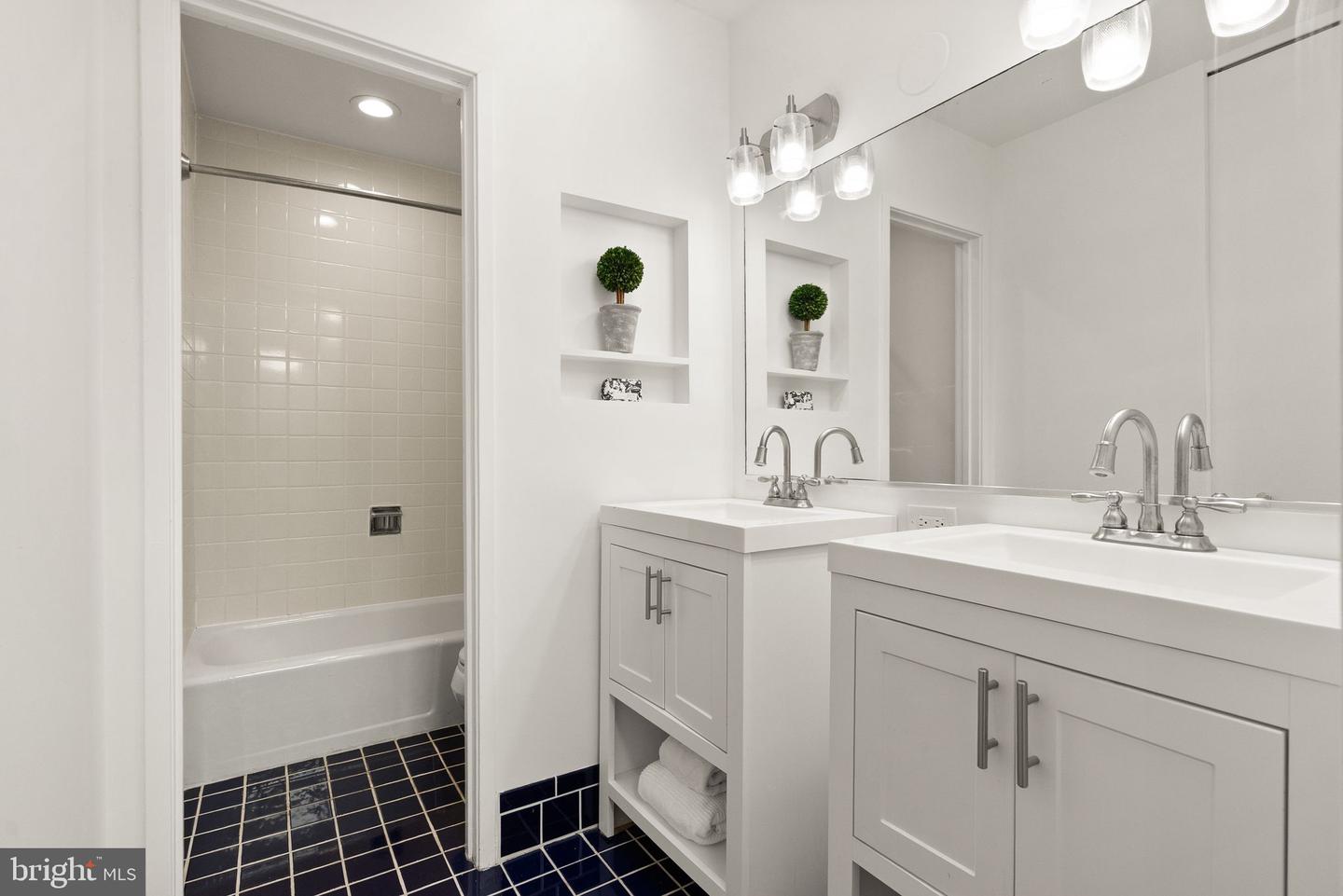 11577 MAPLE RIDGE RD, RESTON, Virginia 20190, 3 Bedrooms Bedrooms, ,2 BathroomsBathrooms,Residential,For sale,11577 MAPLE RIDGE RD,VAFX2275676 MLS # VAFX2275676 11577 MAPLE RIDGE RD, RESTON, Virginia 20190, 3 Bedrooms Bedrooms, ,2 BathroomsBathrooms,Residential,For sale,11577 MAPLE RIDGE RD,VAFX2275676 MLS # VAFX2275676