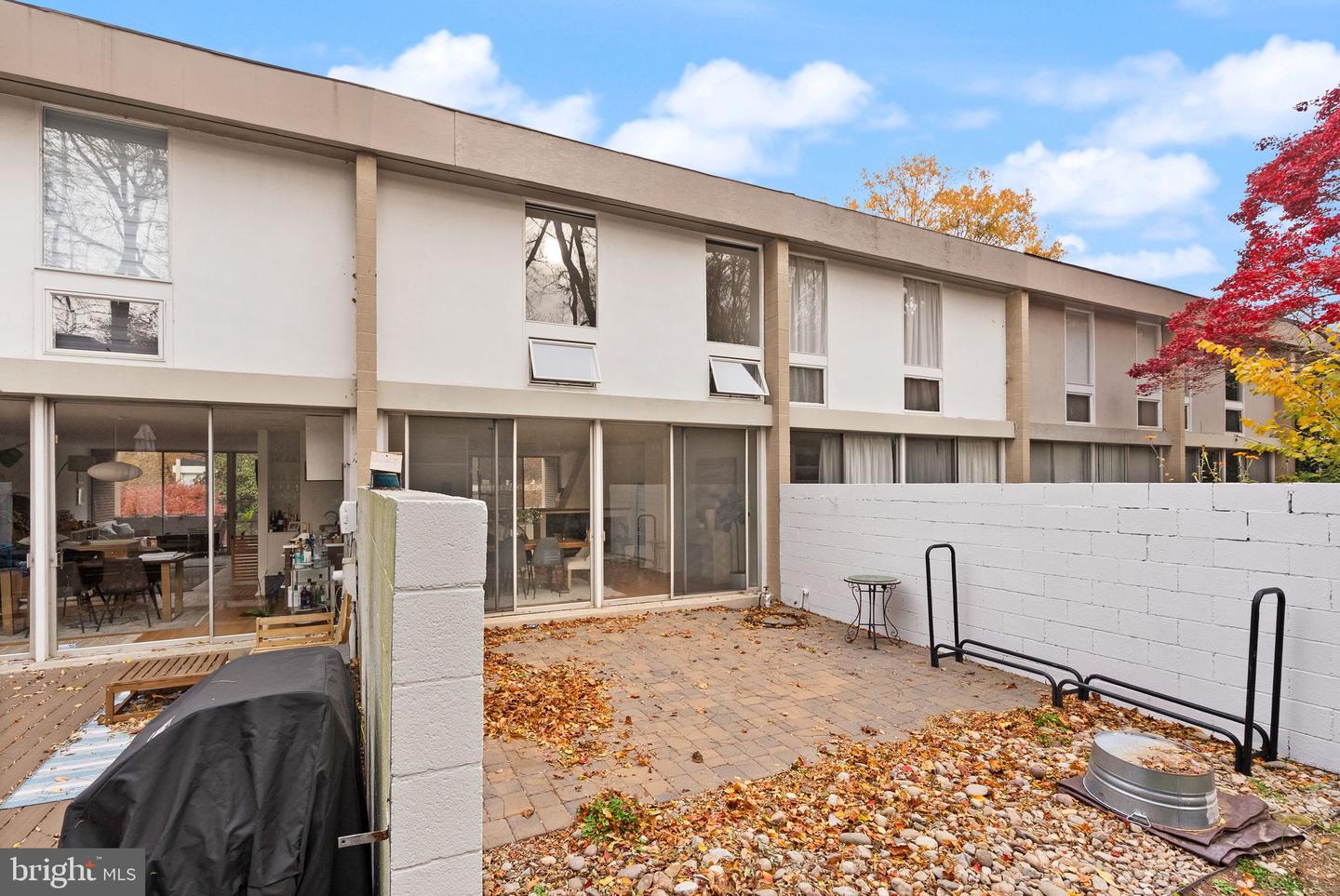 11577 MAPLE RIDGE RD, RESTON, Virginia 20190, 3 Bedrooms Bedrooms, ,2 BathroomsBathrooms,Residential,For sale,11577 MAPLE RIDGE RD,VAFX2275676 MLS # VAFX2275676 11577 MAPLE RIDGE RD, RESTON, Virginia 20190, 3 Bedrooms Bedrooms, ,2 BathroomsBathrooms,Residential,For sale,11577 MAPLE RIDGE RD,VAFX2275676 MLS # VAFX2275676