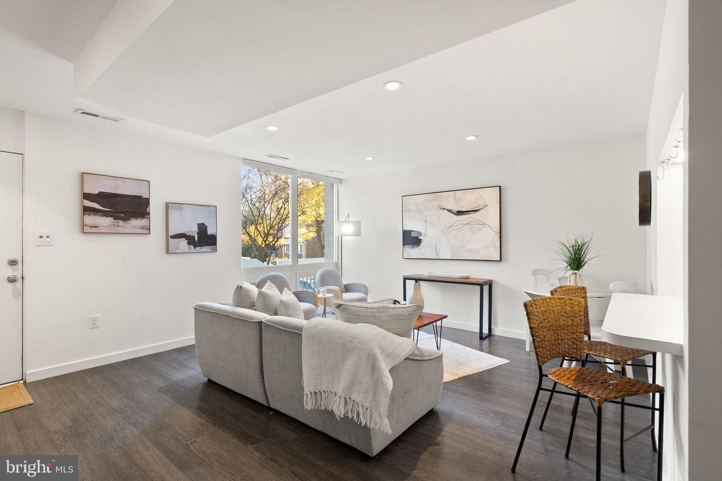 11577 MAPLE RIDGE RD, RESTON, Virginia 20190, 3 Bedrooms Bedrooms, ,2 BathroomsBathrooms,Residential,For sale,11577 MAPLE RIDGE RD,VAFX2275676 MLS # VAFX2275676 11577 MAPLE RIDGE RD, RESTON, Virginia 20190, 3 Bedrooms Bedrooms, ,2 BathroomsBathrooms,Residential,For sale,11577 MAPLE RIDGE RD,VAFX2275676 MLS # VAFX2275676