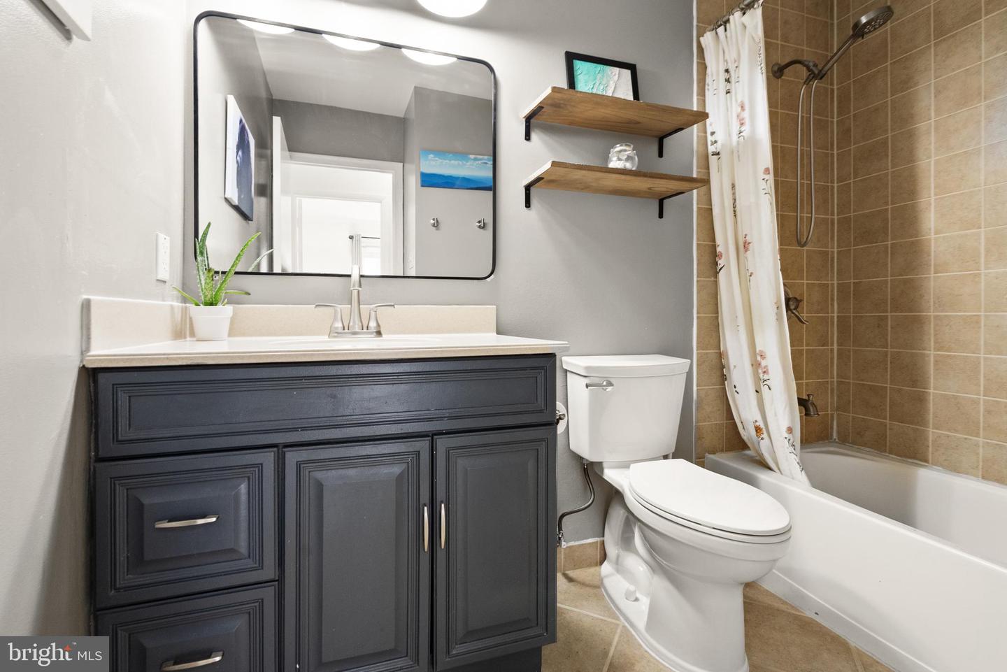 13116 PENNDALE LN, FAIRFAX, Virginia 22033, 4 Bedrooms Bedrooms, ,2 BathroomsBathrooms,Residential,For sale,13116 PENNDALE LN,VAFX2275894 MLS # VAFX2275894 13116 PENNDALE LN, FAIRFAX, Virginia 22033, 4 Bedrooms Bedrooms, ,2 BathroomsBathrooms,Residential,For sale,13116 PENNDALE LN,VAFX2275894 MLS # VAFX2275894