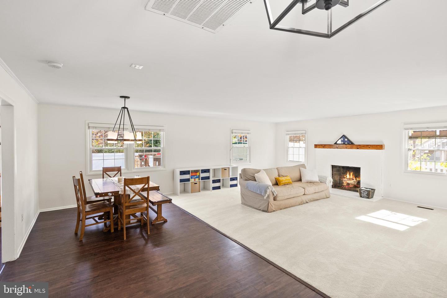 13116 PENNDALE LN, FAIRFAX, Virginia 22033, 4 Bedrooms Bedrooms, ,2 BathroomsBathrooms,Residential,For sale,13116 PENNDALE LN,VAFX2275894 MLS # VAFX2275894 13116 PENNDALE LN, FAIRFAX, Virginia 22033, 4 Bedrooms Bedrooms, ,2 BathroomsBathrooms,Residential,For sale,13116 PENNDALE LN,VAFX2275894 MLS # VAFX2275894