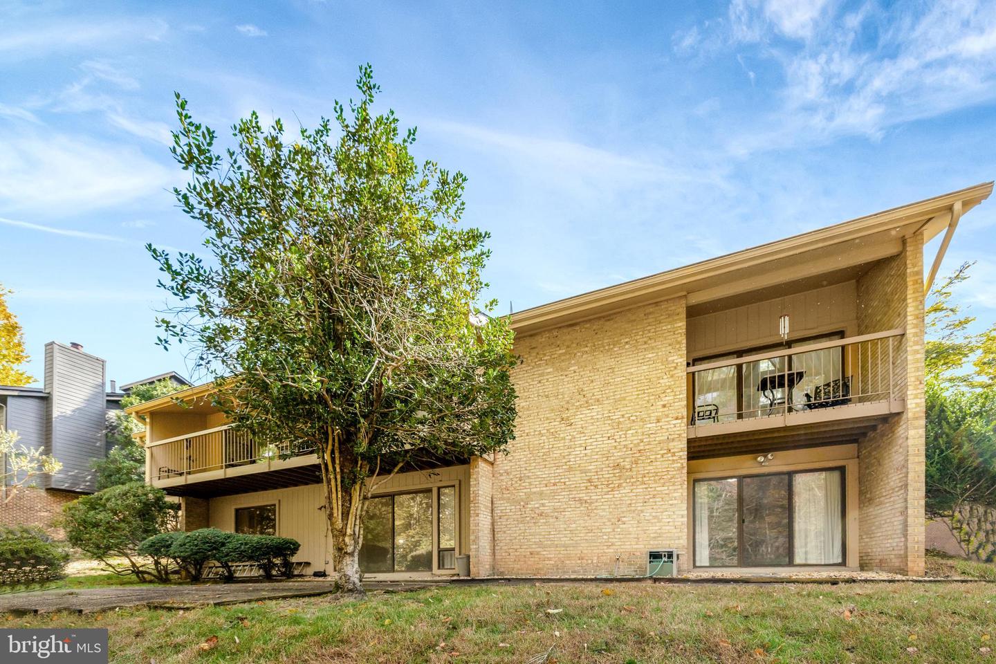 9118 CRICKLEWOOD CT, VIENNA, Virginia 22182, 5 Bedrooms Bedrooms, ,3 BathroomsBathrooms,Residential,For sale,9118 CRICKLEWOOD CT,VAFX2276110 MLS # VAFX2276110