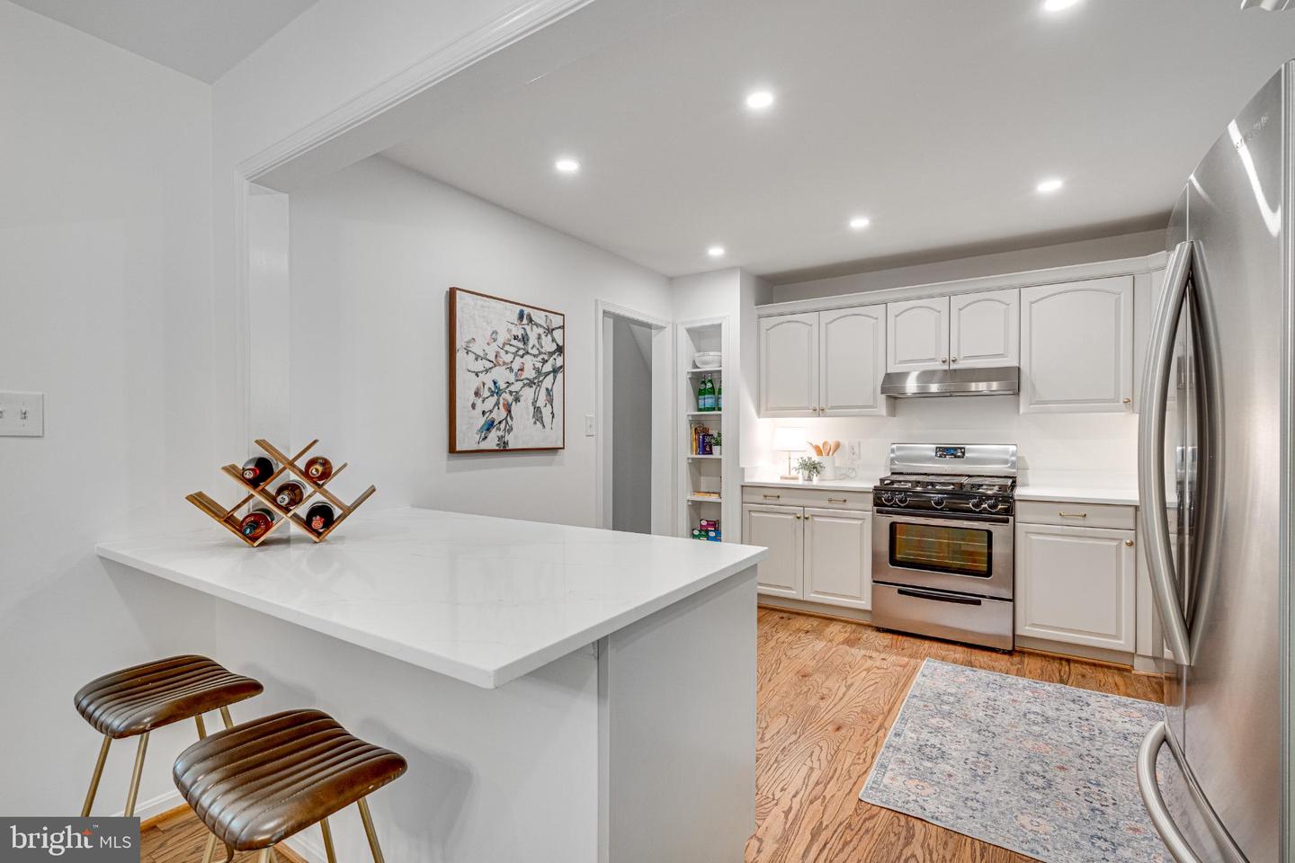 9896 BECKET CT, FAIRFAX, Virginia 22032, 4 Bedrooms Bedrooms, 16 Rooms Rooms,3 BathroomsBathrooms,Residential,For sale,9896 BECKET CT,VAFX2276112 MLS # VAFX2276112