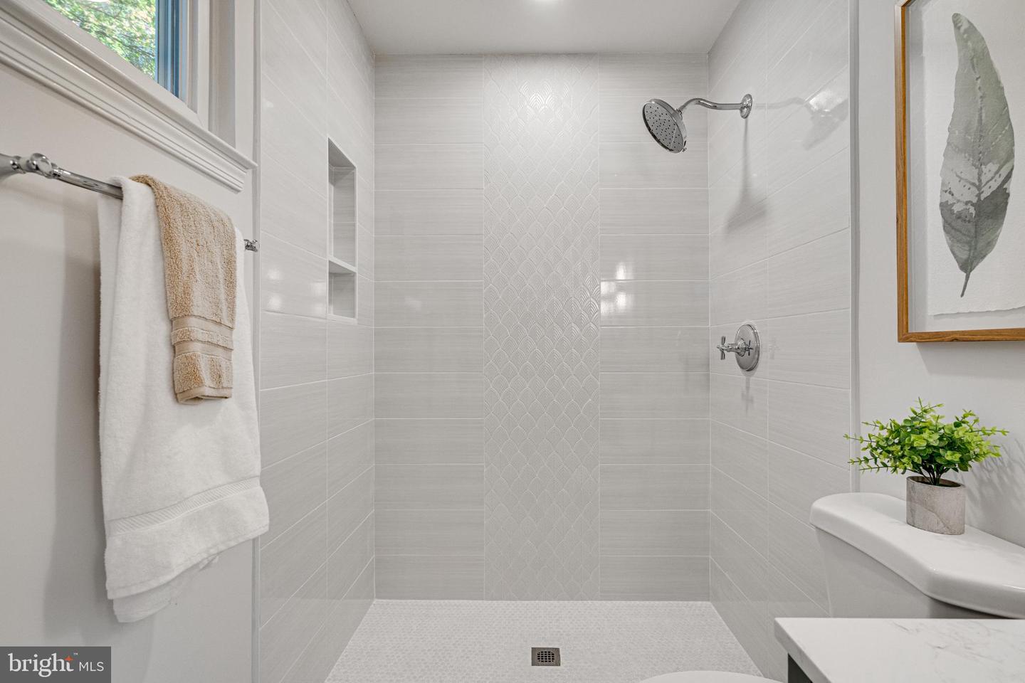 9896 BECKET CT, FAIRFAX, Virginia 22032, 4 Bedrooms Bedrooms, 16 Rooms Rooms,3 BathroomsBathrooms,Residential,For sale,9896 BECKET CT,VAFX2276112 MLS # VAFX2276112