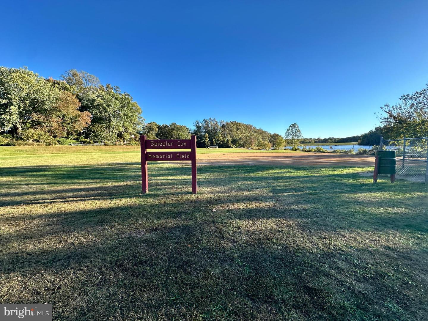 9896 BECKET CT, FAIRFAX, Virginia 22032, 4 Bedrooms Bedrooms, 16 Rooms Rooms,3 BathroomsBathrooms,Residential,For sale,9896 BECKET CT,VAFX2276112 MLS # VAFX2276112