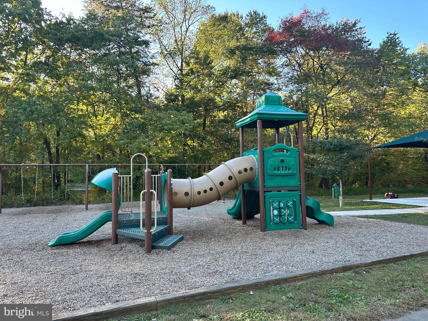 9896 BECKET CT, FAIRFAX, Virginia 22032, 4 Bedrooms Bedrooms, 16 Rooms Rooms,3 BathroomsBathrooms,Residential,For sale,9896 BECKET CT,VAFX2276112 MLS # VAFX2276112