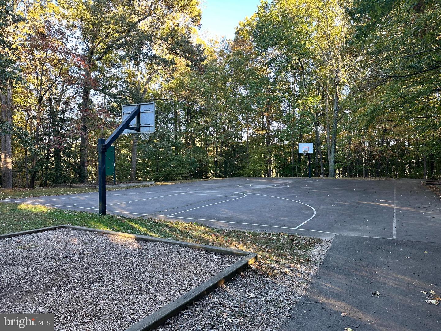 9896 BECKET CT, FAIRFAX, Virginia 22032, 4 Bedrooms Bedrooms, 16 Rooms Rooms,3 BathroomsBathrooms,Residential,For sale,9896 BECKET CT,VAFX2276112 MLS # VAFX2276112