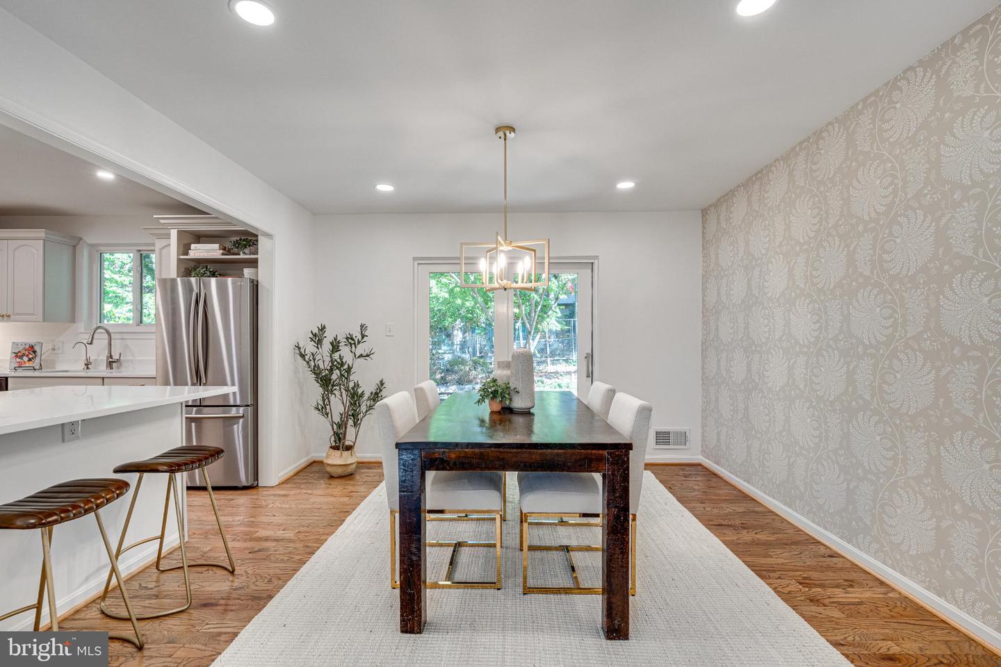 9896 BECKET CT, FAIRFAX, Virginia 22032, 4 Bedrooms Bedrooms, 16 Rooms Rooms,3 BathroomsBathrooms,Residential,For sale,9896 BECKET CT,VAFX2276112 MLS # VAFX2276112