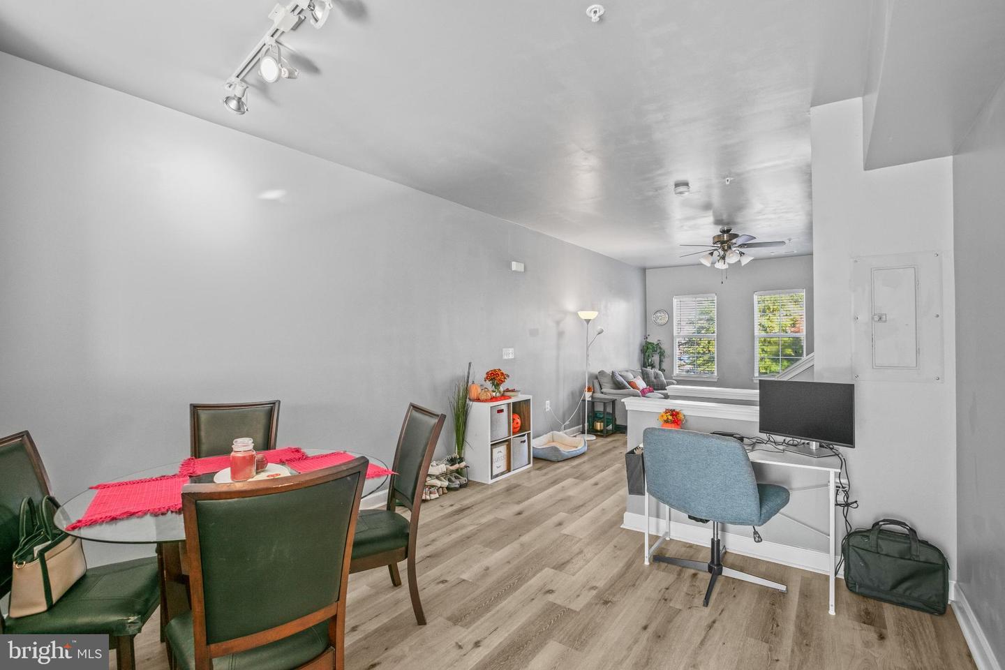 42455 HOLLYHOCK TER, BRAMBLETON, Virginia 20148, 2 Bedrooms Bedrooms, 10 Rooms Rooms,2 BathroomsBathrooms,Residential,For sale,42455 HOLLYHOCK TER,VALO2109740 MLS # VALO2109740