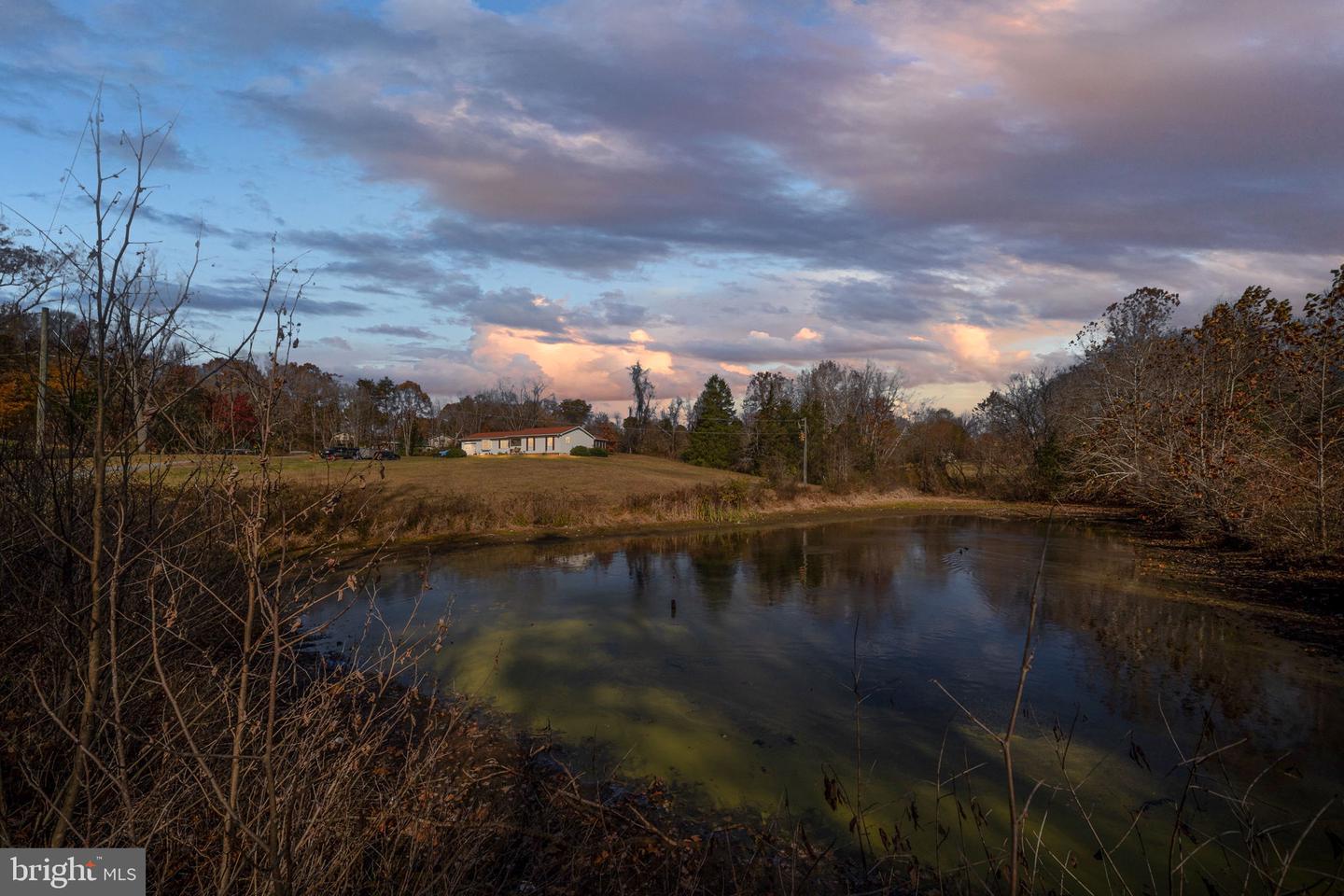 22 LESLIE DR, STAFFORD, Virginia 22556, 3 Bedrooms Bedrooms, ,2 BathroomsBathrooms,Residential,For sale,22 LESLIE DR,VAST2043854 MLS # VAST2043854