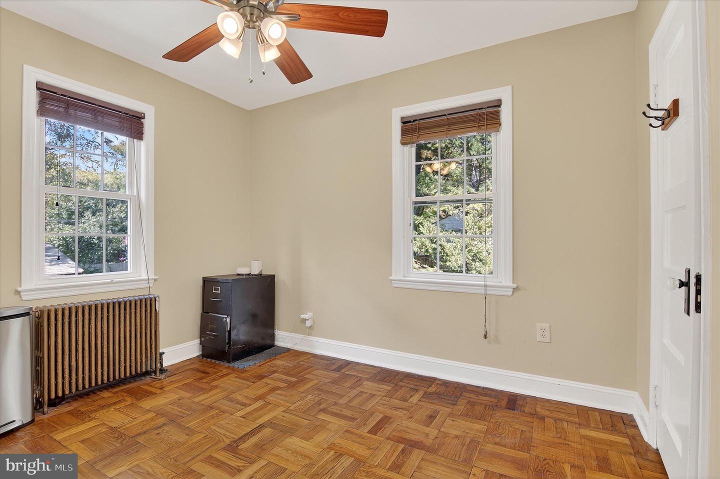 1700 DEWITT AVE, ALEXANDRIA, Virginia 22301, 5 Bedrooms Bedrooms, ,3 BathroomsBathrooms,Residential,For sale,1700 DEWITT AVE,VAAX2051256 MLS # VAAX2051256