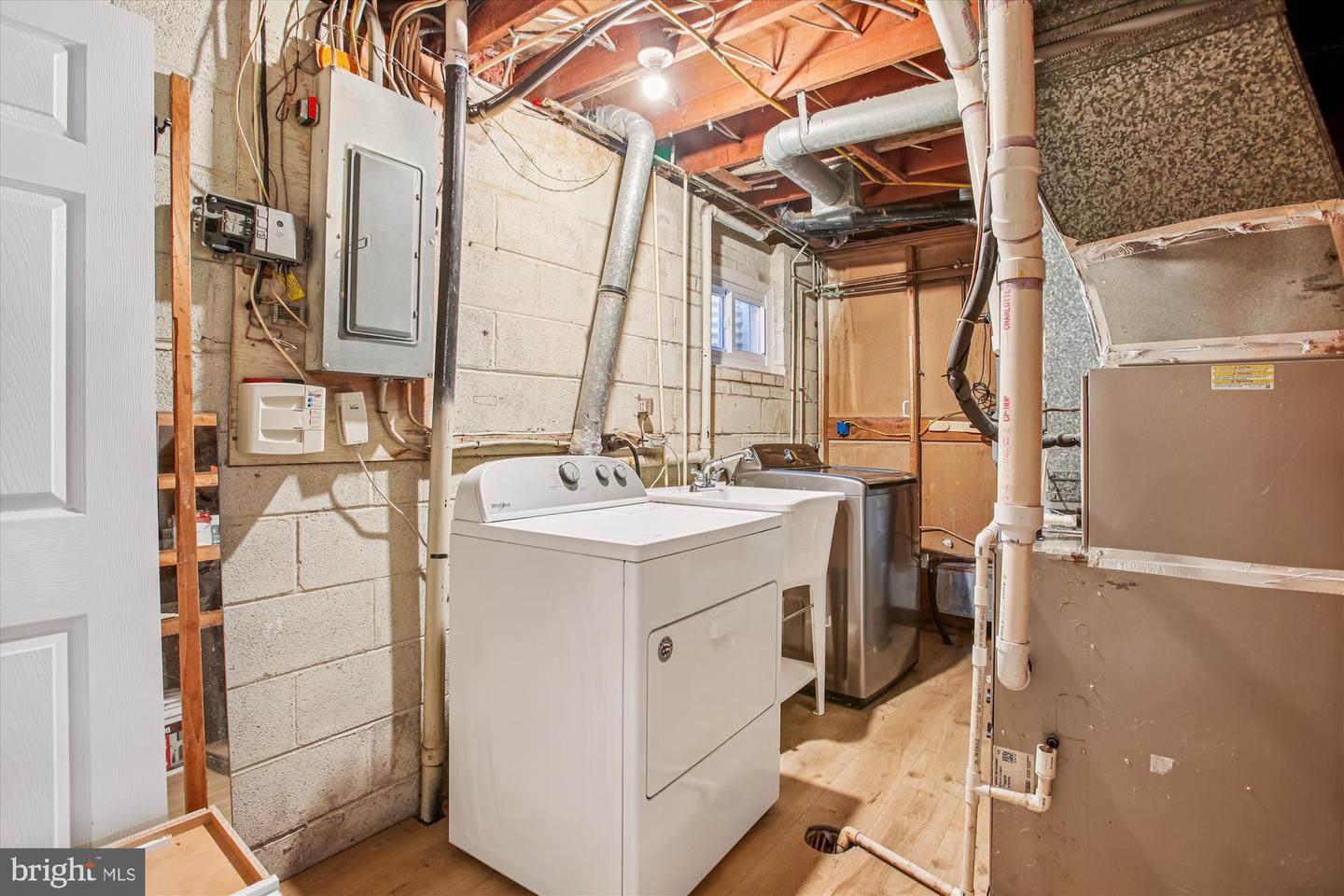 9075 ANDROMEDA DR, BURKE, Virginia 22015, ,Residential,For sale,9075 ANDROMEDA DR,VAFX2276780 MLS # VAFX2276780 9075 ANDROMEDA DR, BURKE, Virginia 22015, ,Residential,For sale,9075 ANDROMEDA DR,VAFX2276780 MLS # VAFX2276780