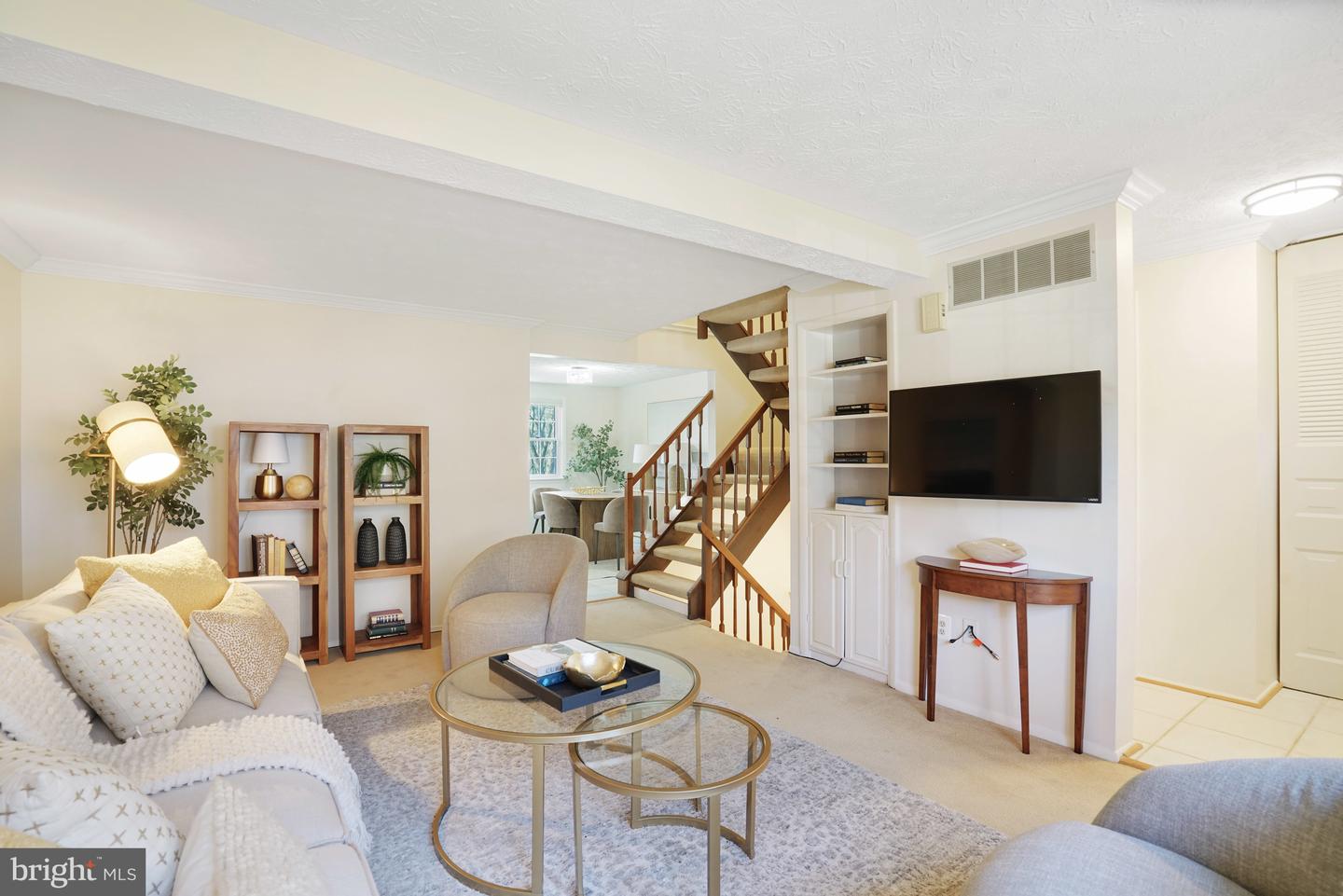 7741 CAMP ALGER AVE, FALLS CHURCH, Virginia 22042, 3 Bedrooms Bedrooms, ,2 BathroomsBathrooms,Residential,For sale,7741 CAMP ALGER AVE,VAFX2276806 MLS # VAFX2276806