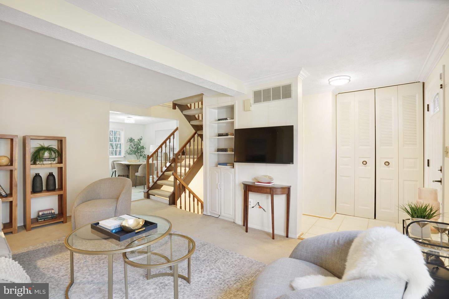 7741 CAMP ALGER AVE, FALLS CHURCH, Virginia 22042, 3 Bedrooms Bedrooms, ,2 BathroomsBathrooms,Residential,For sale,7741 CAMP ALGER AVE,VAFX2276806 MLS # VAFX2276806