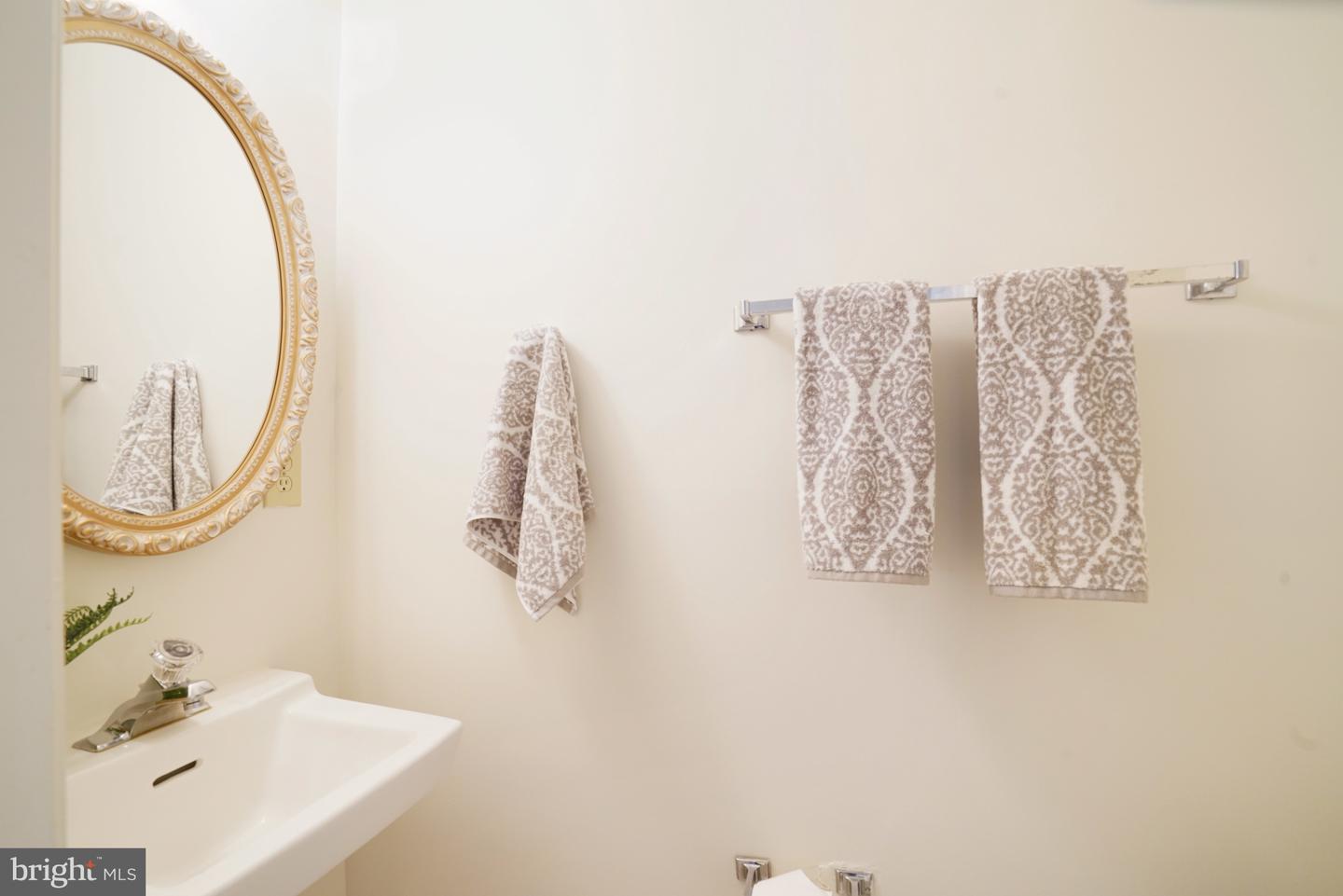 7741 CAMP ALGER AVE, FALLS CHURCH, Virginia 22042, 3 Bedrooms Bedrooms, ,2 BathroomsBathrooms,Residential,For sale,7741 CAMP ALGER AVE,VAFX2276806 MLS # VAFX2276806