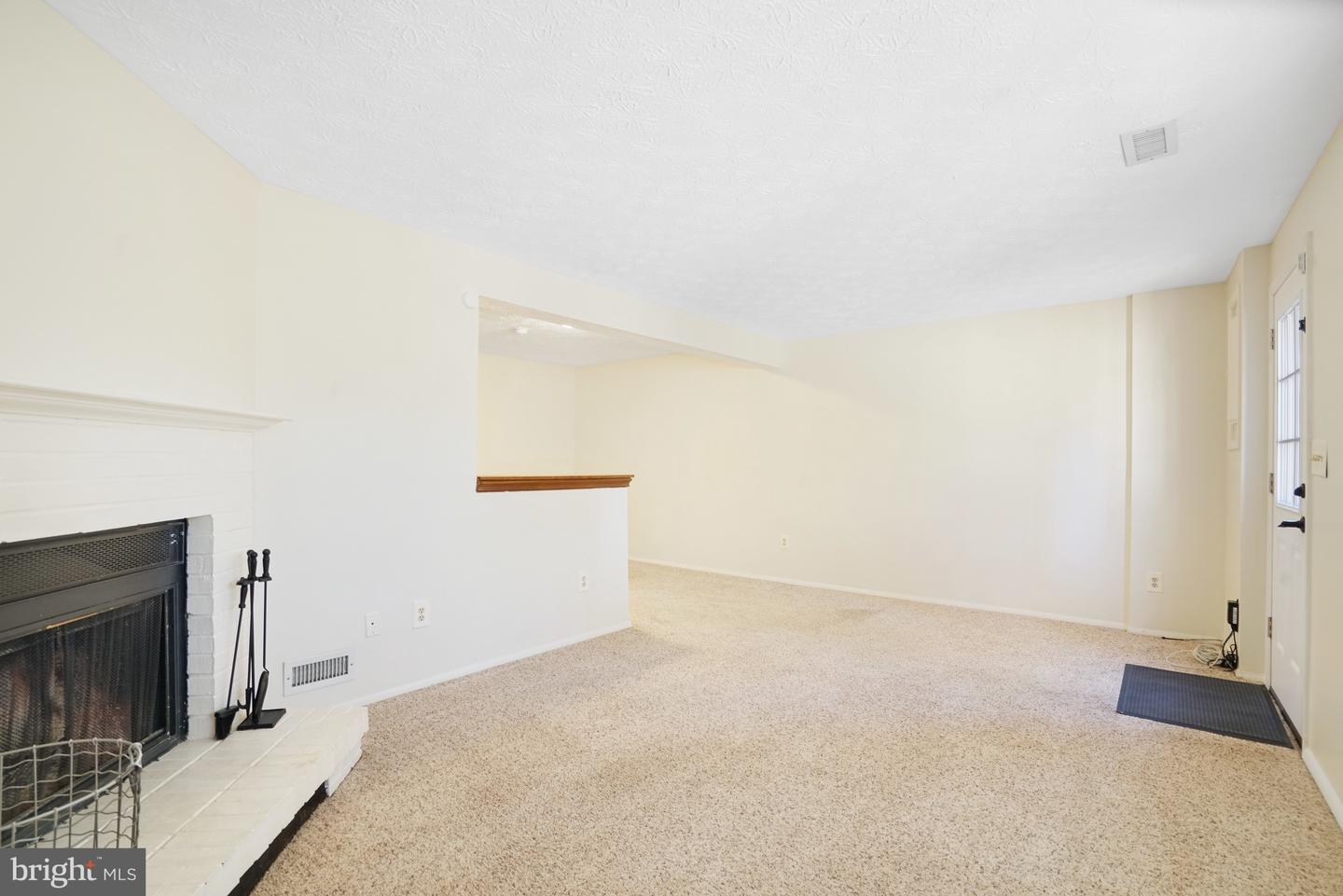 7741 CAMP ALGER AVE, FALLS CHURCH, Virginia 22042, 3 Bedrooms Bedrooms, ,2 BathroomsBathrooms,Residential,For sale,7741 CAMP ALGER AVE,VAFX2276806 MLS # VAFX2276806