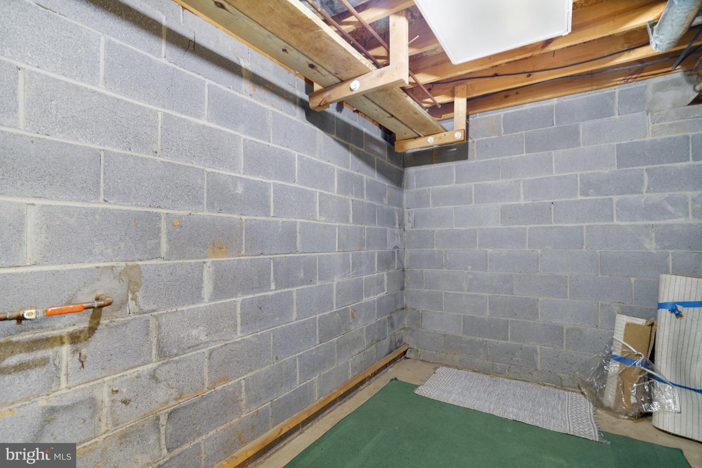 7741 CAMP ALGER AVE, FALLS CHURCH, Virginia 22042, 3 Bedrooms Bedrooms, ,2 BathroomsBathrooms,Residential,For sale,7741 CAMP ALGER AVE,VAFX2276806 MLS # VAFX2276806