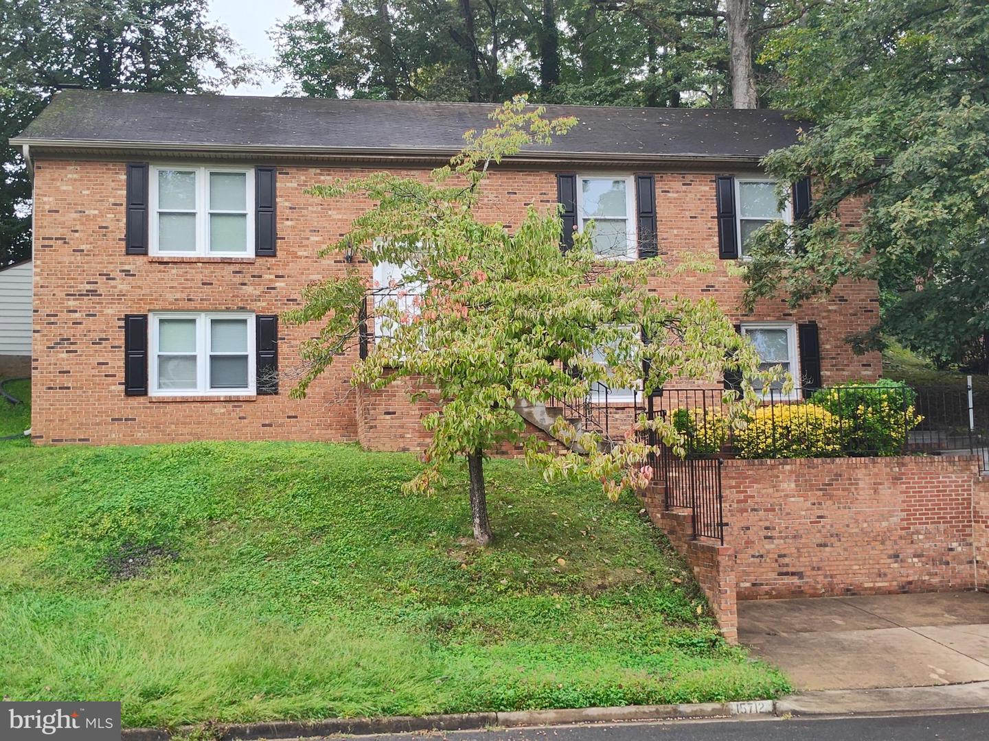 15712 BRANDYWINE RD, DUMFRIES, Virginia 22025, 4 Bedrooms Bedrooms, ,3 BathroomsBathrooms,Residential,For sale,15712 BRANDYWINE RD,VAPW2106946 MLS # VAPW2106946