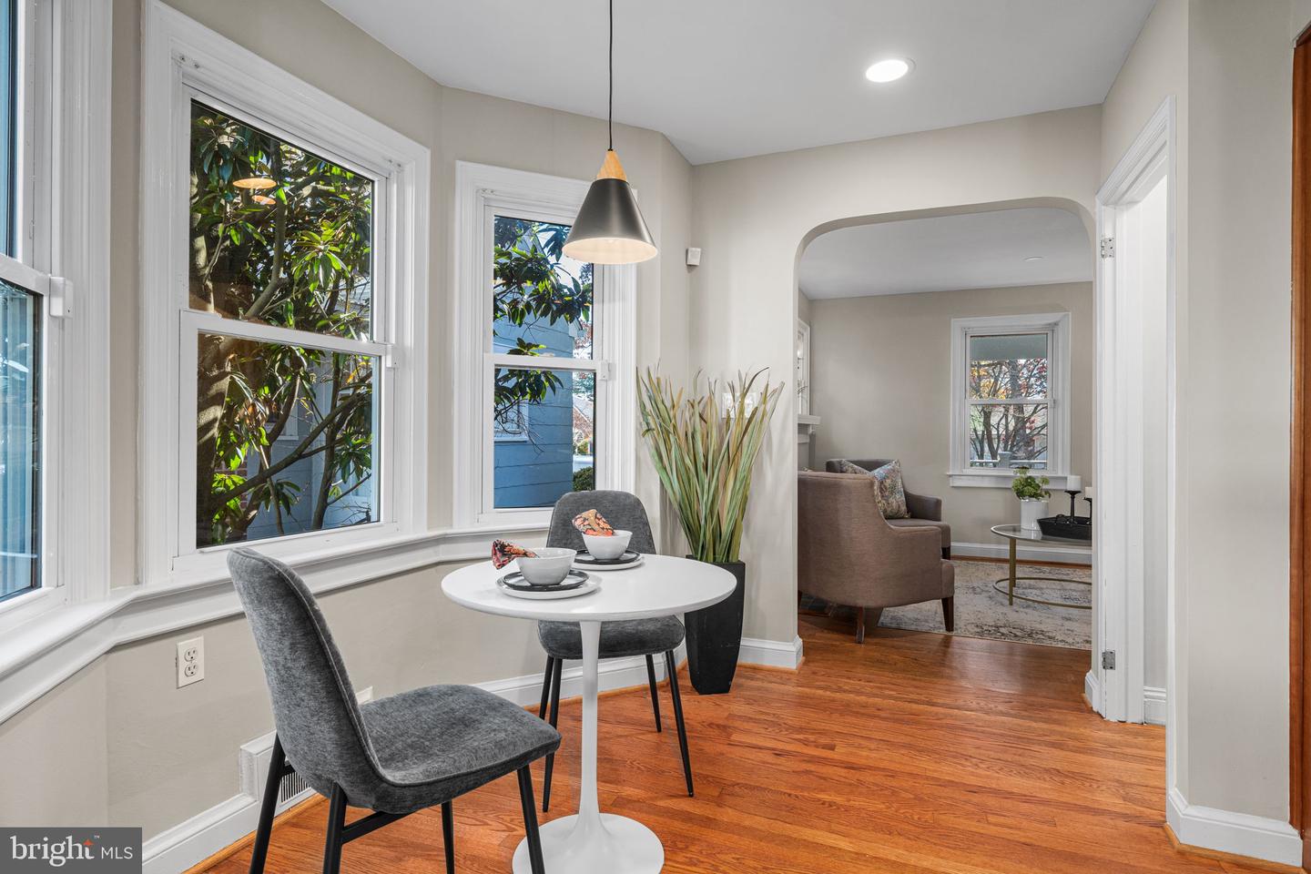 4613 8TH RD S, ARLINGTON, Virginia 22204, 5 Bedrooms Bedrooms, ,3 BathroomsBathrooms,Residential,For sale,4613 8TH RD S,VAAR2065584 MLS # VAAR2065584 4613 8TH RD S, ARLINGTON, Virginia 22204, 5 Bedrooms Bedrooms, ,3 BathroomsBathrooms,Residential,For sale,4613 8TH RD S,VAAR2065584 MLS # VAAR2065584