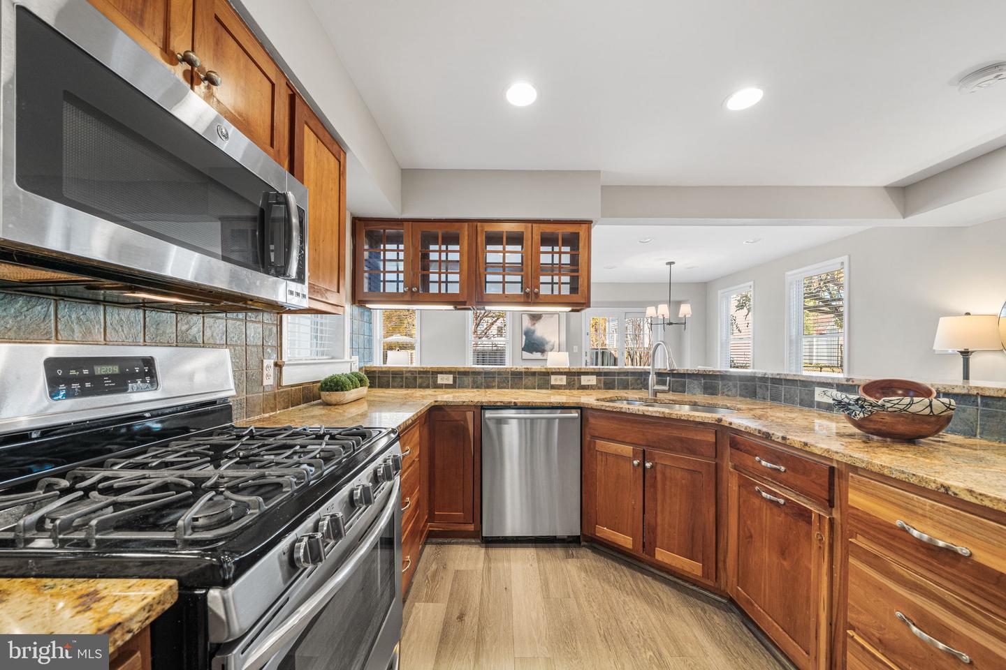 4613 8TH RD S, ARLINGTON, Virginia 22204, 5 Bedrooms Bedrooms, ,3 BathroomsBathrooms,Residential,For sale,4613 8TH RD S,VAAR2065584 MLS # VAAR2065584 4613 8TH RD S, ARLINGTON, Virginia 22204, 5 Bedrooms Bedrooms, ,3 BathroomsBathrooms,Residential,For sale,4613 8TH RD S,VAAR2065584 MLS # VAAR2065584