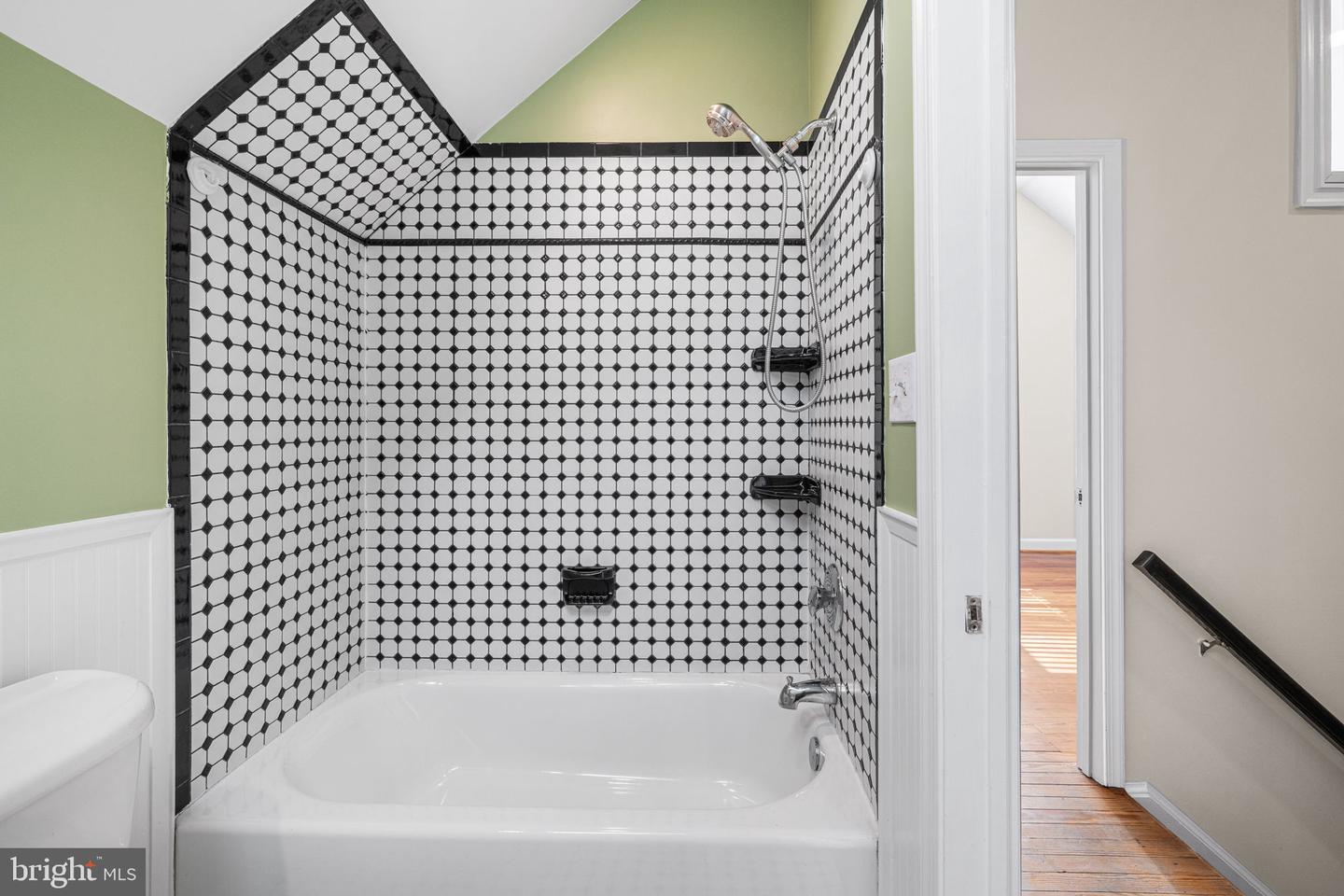 4613 8TH RD S, ARLINGTON, Virginia 22204, 5 Bedrooms Bedrooms, ,3 BathroomsBathrooms,Residential,For sale,4613 8TH RD S,VAAR2065584 MLS # VAAR2065584 4613 8TH RD S, ARLINGTON, Virginia 22204, 5 Bedrooms Bedrooms, ,3 BathroomsBathrooms,Residential,For sale,4613 8TH RD S,VAAR2065584 MLS # VAAR2065584