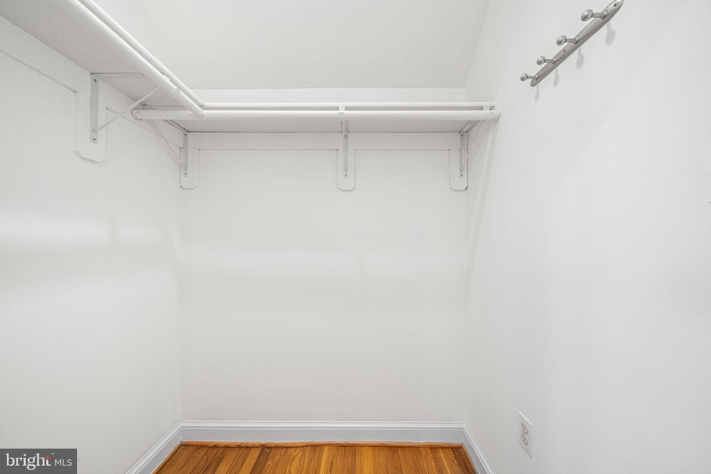 4613 8TH RD S, ARLINGTON, Virginia 22204, 5 Bedrooms Bedrooms, ,3 BathroomsBathrooms,Residential,For sale,4613 8TH RD S,VAAR2065584 MLS # VAAR2065584 4613 8TH RD S, ARLINGTON, Virginia 22204, 5 Bedrooms Bedrooms, ,3 BathroomsBathrooms,Residential,For sale,4613 8TH RD S,VAAR2065584 MLS # VAAR2065584