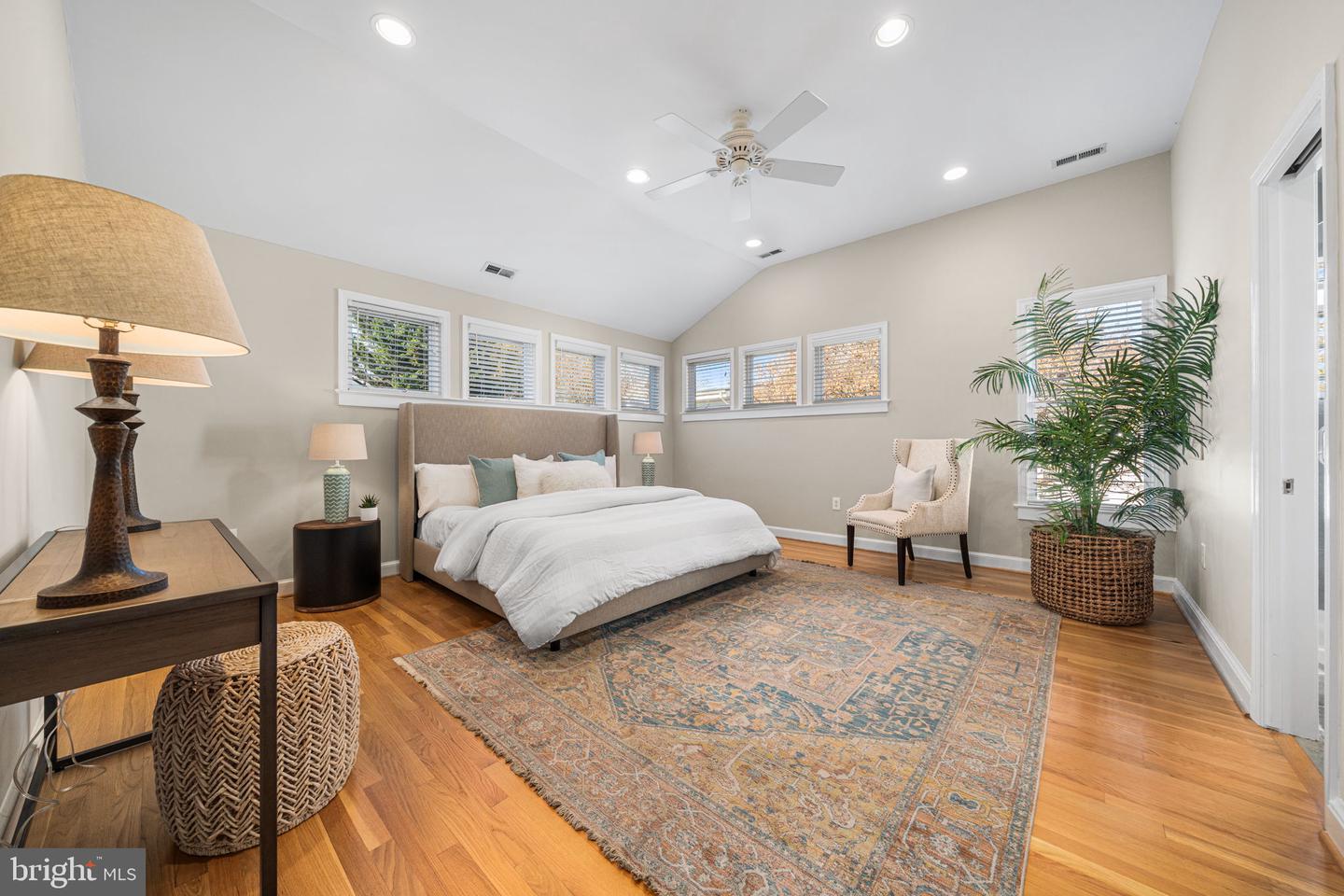 4613 8TH RD S, ARLINGTON, Virginia 22204, 5 Bedrooms Bedrooms, ,3 BathroomsBathrooms,Residential,For sale,4613 8TH RD S,VAAR2065584 MLS # VAAR2065584 4613 8TH RD S, ARLINGTON, Virginia 22204, 5 Bedrooms Bedrooms, ,3 BathroomsBathrooms,Residential,For sale,4613 8TH RD S,VAAR2065584 MLS # VAAR2065584