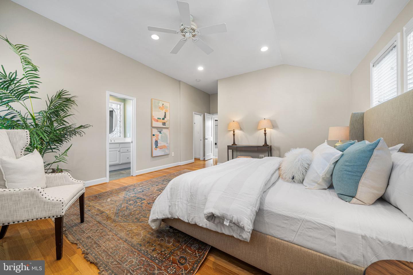 4613 8TH RD S, ARLINGTON, Virginia 22204, 5 Bedrooms Bedrooms, ,3 BathroomsBathrooms,Residential,For sale,4613 8TH RD S,VAAR2065584 MLS # VAAR2065584 4613 8TH RD S, ARLINGTON, Virginia 22204, 5 Bedrooms Bedrooms, ,3 BathroomsBathrooms,Residential,For sale,4613 8TH RD S,VAAR2065584 MLS # VAAR2065584