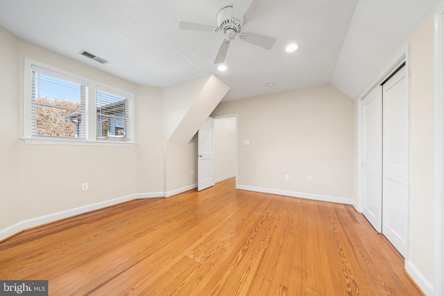 4613 8TH RD S, ARLINGTON, Virginia 22204, 5 Bedrooms Bedrooms, ,3 BathroomsBathrooms,Residential,For sale,4613 8TH RD S,VAAR2065584 MLS # VAAR2065584 4613 8TH RD S, ARLINGTON, Virginia 22204, 5 Bedrooms Bedrooms, ,3 BathroomsBathrooms,Residential,For sale,4613 8TH RD S,VAAR2065584 MLS # VAAR2065584