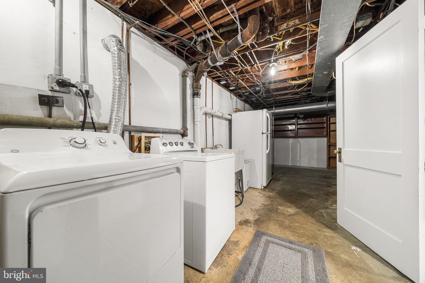 4613 8TH RD S, ARLINGTON, Virginia 22204, 5 Bedrooms Bedrooms, ,3 BathroomsBathrooms,Residential,For sale,4613 8TH RD S,VAAR2065584 MLS # VAAR2065584 4613 8TH RD S, ARLINGTON, Virginia 22204, 5 Bedrooms Bedrooms, ,3 BathroomsBathrooms,Residential,For sale,4613 8TH RD S,VAAR2065584 MLS # VAAR2065584