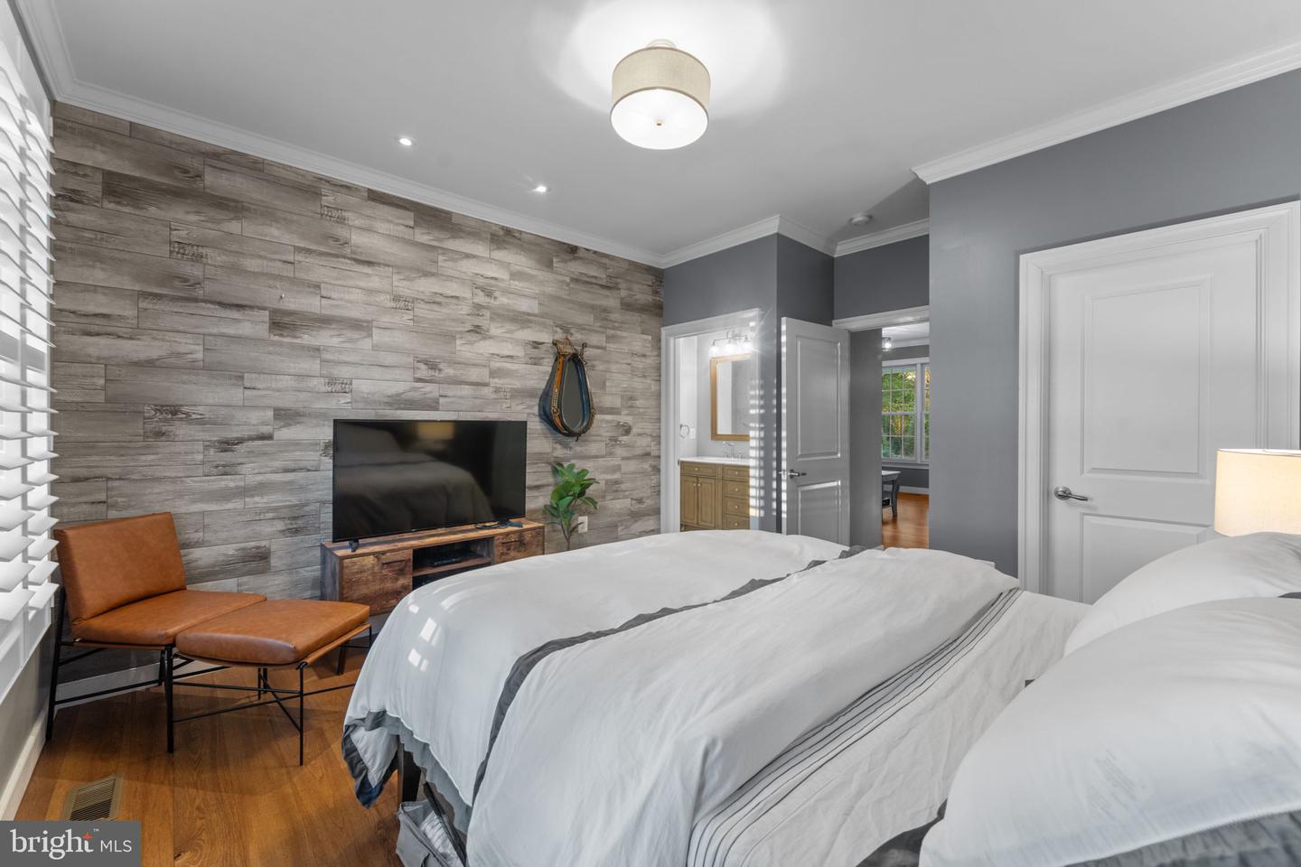 23375 POTTS MILL RD, MIDDLEBURG, Virginia 20117, 2 Bedrooms Bedrooms, ,3 BathroomsBathrooms,Residential,For sale,23375 POTTS MILL RD,VALO2110316 MLS # VALO2110316