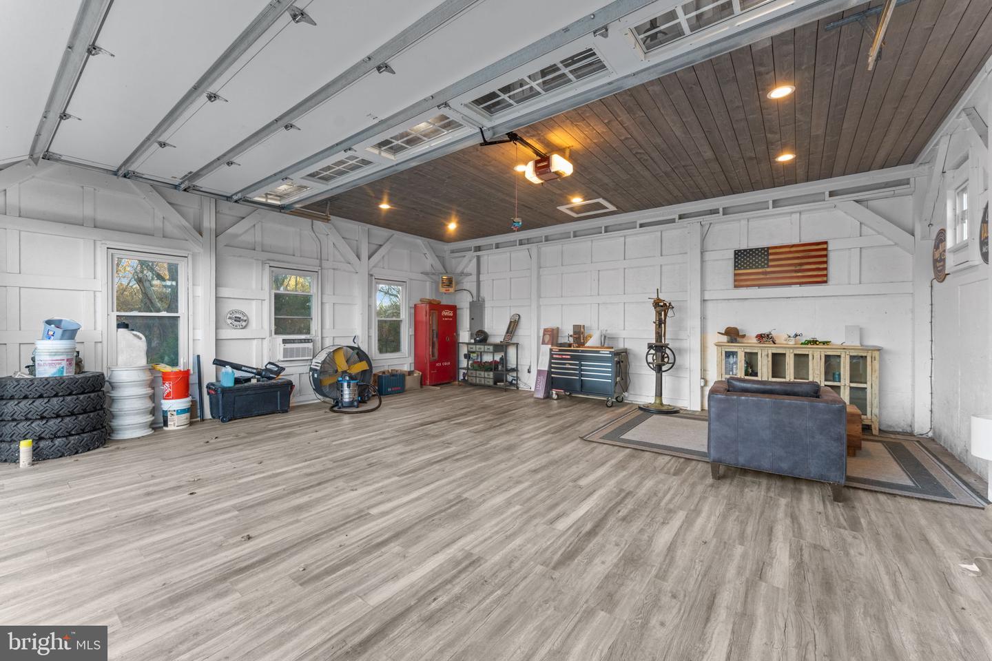 23375 POTTS MILL RD, MIDDLEBURG, Virginia 20117, 2 Bedrooms Bedrooms, ,3 BathroomsBathrooms,Residential,For sale,23375 POTTS MILL RD,VALO2110316 MLS # VALO2110316