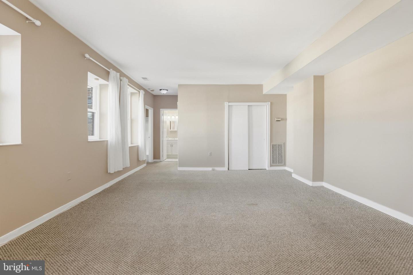 66 NEW YORK AVE NW #403, WASHINGTON, District Of Columbia 20001, 1 Bedroom Bedrooms, 4 Rooms Rooms,1 BathroomBathrooms,Residential,For sale,66 NEW YORK AVE NW #403,DCDC2229940 MLS # DCDC2229940 66 NEW YORK AVE NW #403, WASHINGTON, District Of Columbia 20001, 1 Bedroom Bedrooms, 4 Rooms Rooms,1 BathroomBathrooms,Residential,For sale,66 NEW YORK AVE NW #403,DCDC2229940 MLS # DCDC2229940