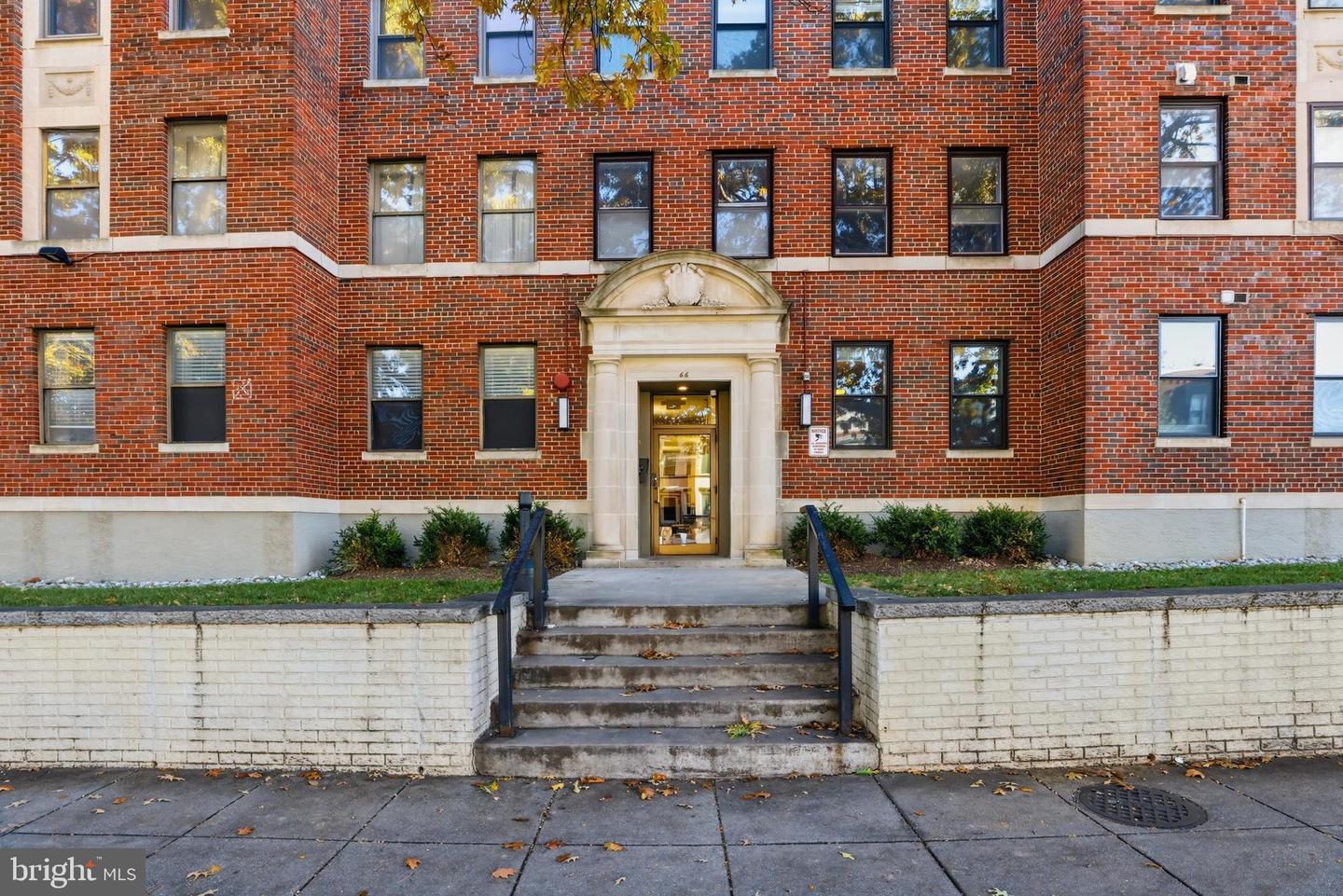 66 NEW YORK AVE NW #403, WASHINGTON, District Of Columbia 20001, 1 Bedroom Bedrooms, 4 Rooms Rooms,1 BathroomBathrooms,Residential,For sale,66 NEW YORK AVE NW #403,DCDC2229940 MLS # DCDC2229940 66 NEW YORK AVE NW #403, WASHINGTON, District Of Columbia 20001, 1 Bedroom Bedrooms, 4 Rooms Rooms,1 BathroomBathrooms,Residential,For sale,66 NEW YORK AVE NW #403,DCDC2229940 MLS # DCDC2229940