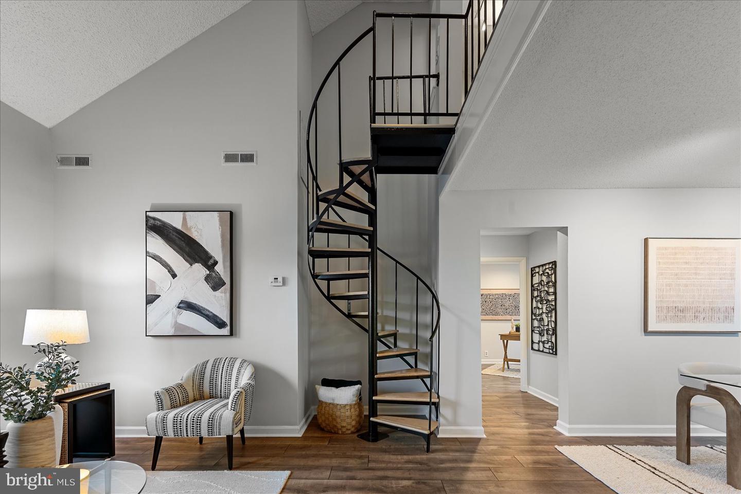 2950 S COLUMBUS ST #C1, ARLINGTON, Virginia 22206, 2 Bedrooms Bedrooms, ,1 BathroomBathrooms,Residential,For sale,2950 S COLUMBUS ST #C1,VAAX2051408 MLS # VAAX2051408