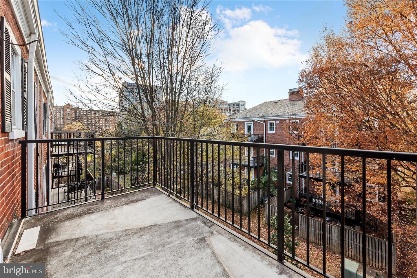 2950 S COLUMBUS ST #C1, ARLINGTON, Virginia 22206, 2 Bedrooms Bedrooms, ,1 BathroomBathrooms,Residential,For sale,2950 S COLUMBUS ST #C1,VAAX2051408 MLS # VAAX2051408