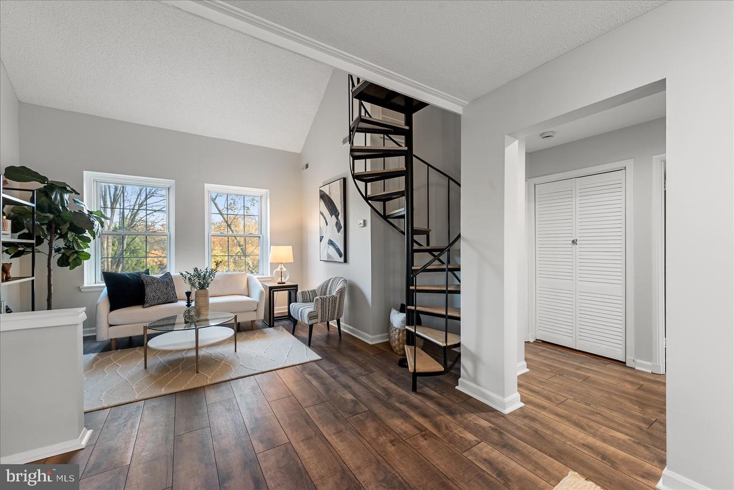 2950 S COLUMBUS ST #C1, ARLINGTON, Virginia 22206, 2 Bedrooms Bedrooms, ,1 BathroomBathrooms,Residential,For sale,2950 S COLUMBUS ST #C1,VAAX2051408 MLS # VAAX2051408