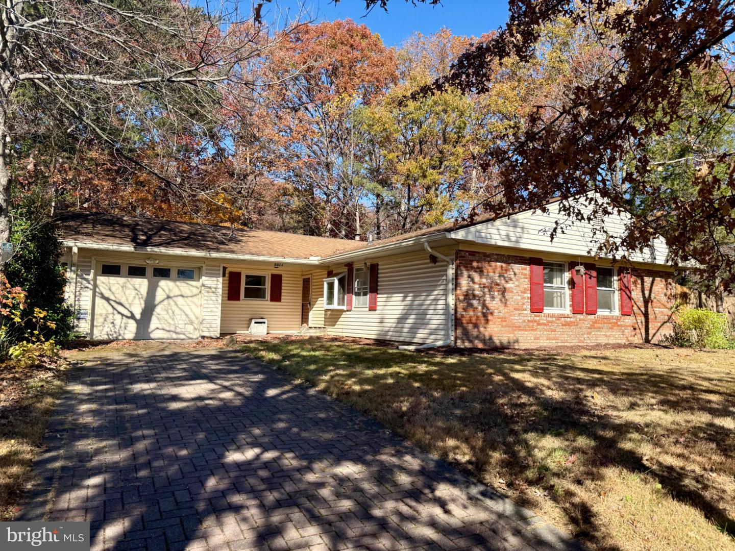8804 STRAUSE, SPRINGFIELD, Virginia 22153, 3 Bedrooms Bedrooms, 5 Rooms Rooms,2 BathroomsBathrooms,Residential,For sale,8804 STRAUSE,VAFX2277458 MLS # VAFX2277458