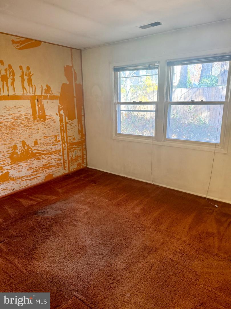 8804 STRAUSE, SPRINGFIELD, Virginia 22153, 3 Bedrooms Bedrooms, 5 Rooms Rooms,2 BathroomsBathrooms,Residential,For sale,8804 STRAUSE,VAFX2277458 MLS # VAFX2277458