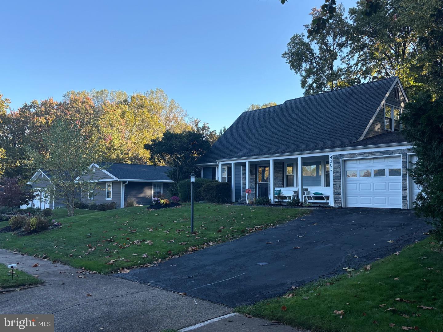 4303 MARKWOOD LN, FAIRFAX, Virginia 22033, 4 Bedrooms Bedrooms, ,2 BathroomsBathrooms,Residential,For sale,4303 MARKWOOD LN,VAFX2277558 MLS # VAFX2277558 4303 MARKWOOD LN, FAIRFAX, Virginia 22033, 4 Bedrooms Bedrooms, ,2 BathroomsBathrooms,Residential,For sale,4303 MARKWOOD LN,VAFX2277558 MLS # VAFX2277558