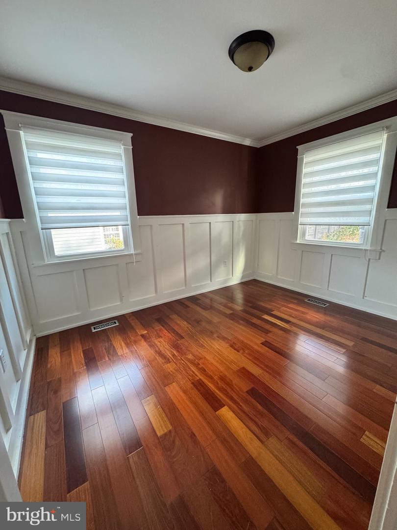 4303 MARKWOOD LN, FAIRFAX, Virginia 22033, 4 Bedrooms Bedrooms, ,2 BathroomsBathrooms,Residential,For sale,4303 MARKWOOD LN,VAFX2277558 MLS # VAFX2277558 4303 MARKWOOD LN, FAIRFAX, Virginia 22033, 4 Bedrooms Bedrooms, ,2 BathroomsBathrooms,Residential,For sale,4303 MARKWOOD LN,VAFX2277558 MLS # VAFX2277558