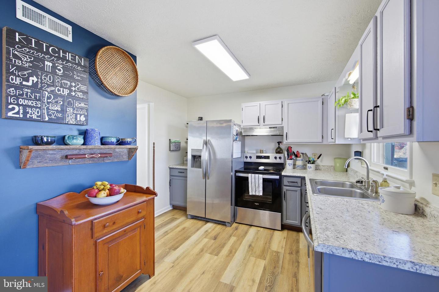 163 E RESERVOIR RD, WOODSTOCK, Virginia 22664, 2 Bedrooms Bedrooms, ,1 BathroomBathrooms,Residential,For sale,163 E RESERVOIR RD,VASH2012924 MLS # VASH2012924