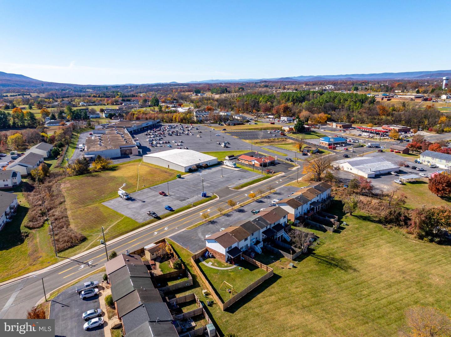 163 E RESERVOIR RD, WOODSTOCK, Virginia 22664, 2 Bedrooms Bedrooms, ,1 BathroomBathrooms,Residential,For sale,163 E RESERVOIR RD,VASH2012924 MLS # VASH2012924