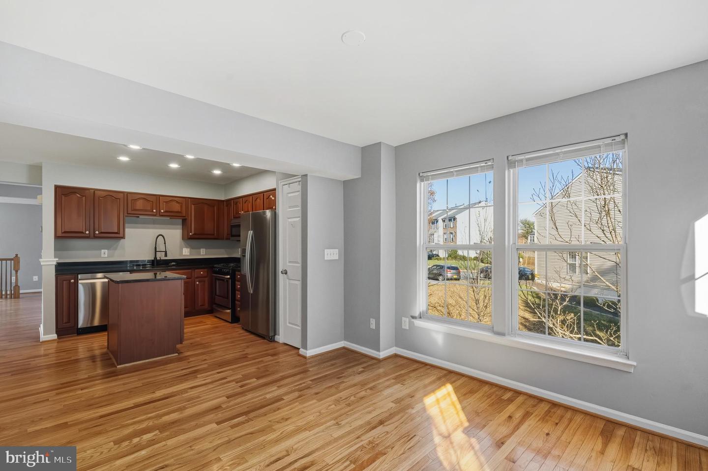 134 SHIRLEY SQ SE, LEESBURG, Virginia 20175, 3 Bedrooms Bedrooms, ,3 BathroomsBathrooms,Residential,For sale,134 SHIRLEY SQ SE,VALO2110484 MLS # VALO2110484