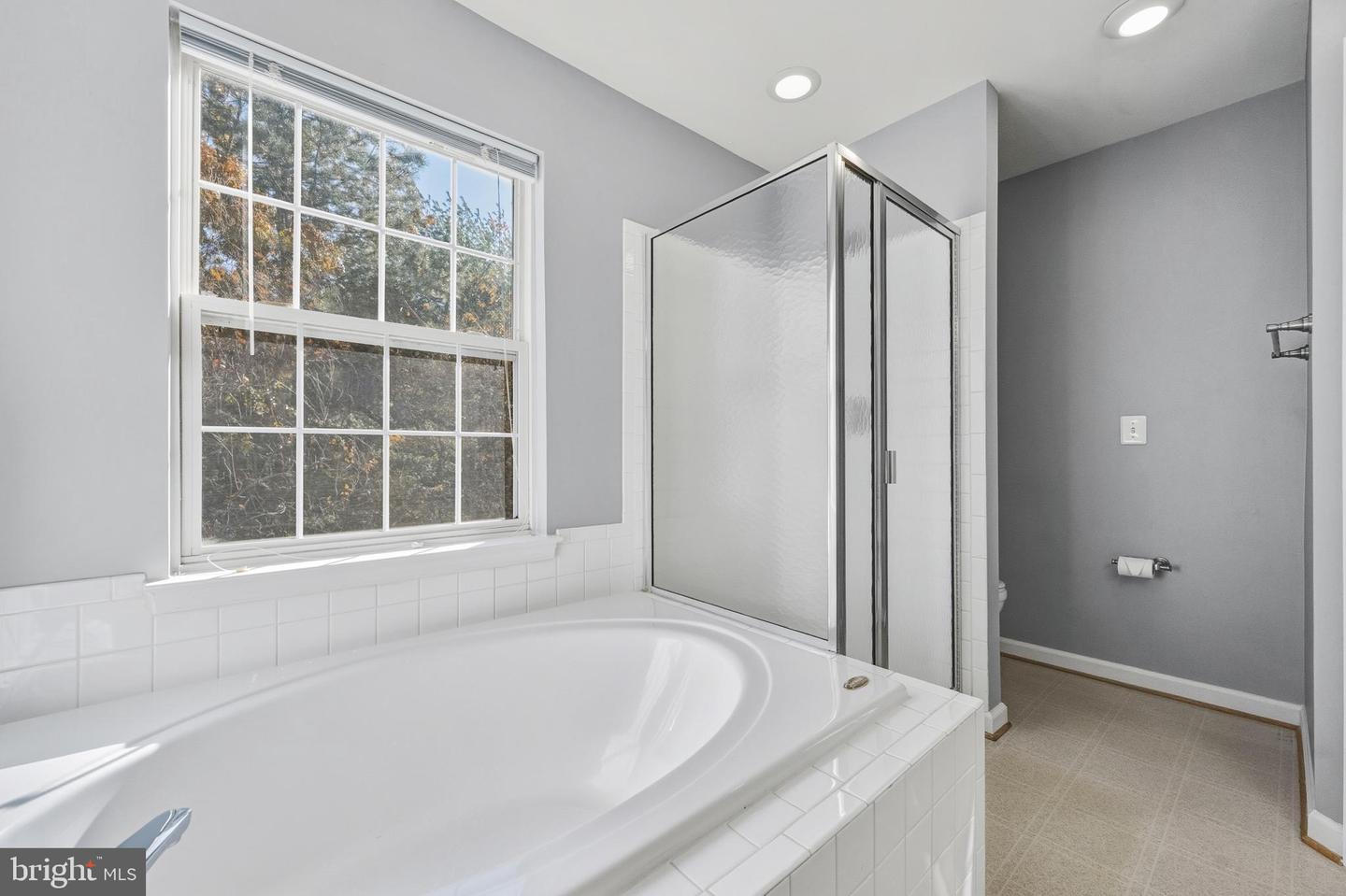 134 SHIRLEY SQ SE, LEESBURG, Virginia 20175, 3 Bedrooms Bedrooms, ,3 BathroomsBathrooms,Residential,For sale,134 SHIRLEY SQ SE,VALO2110484 MLS # VALO2110484